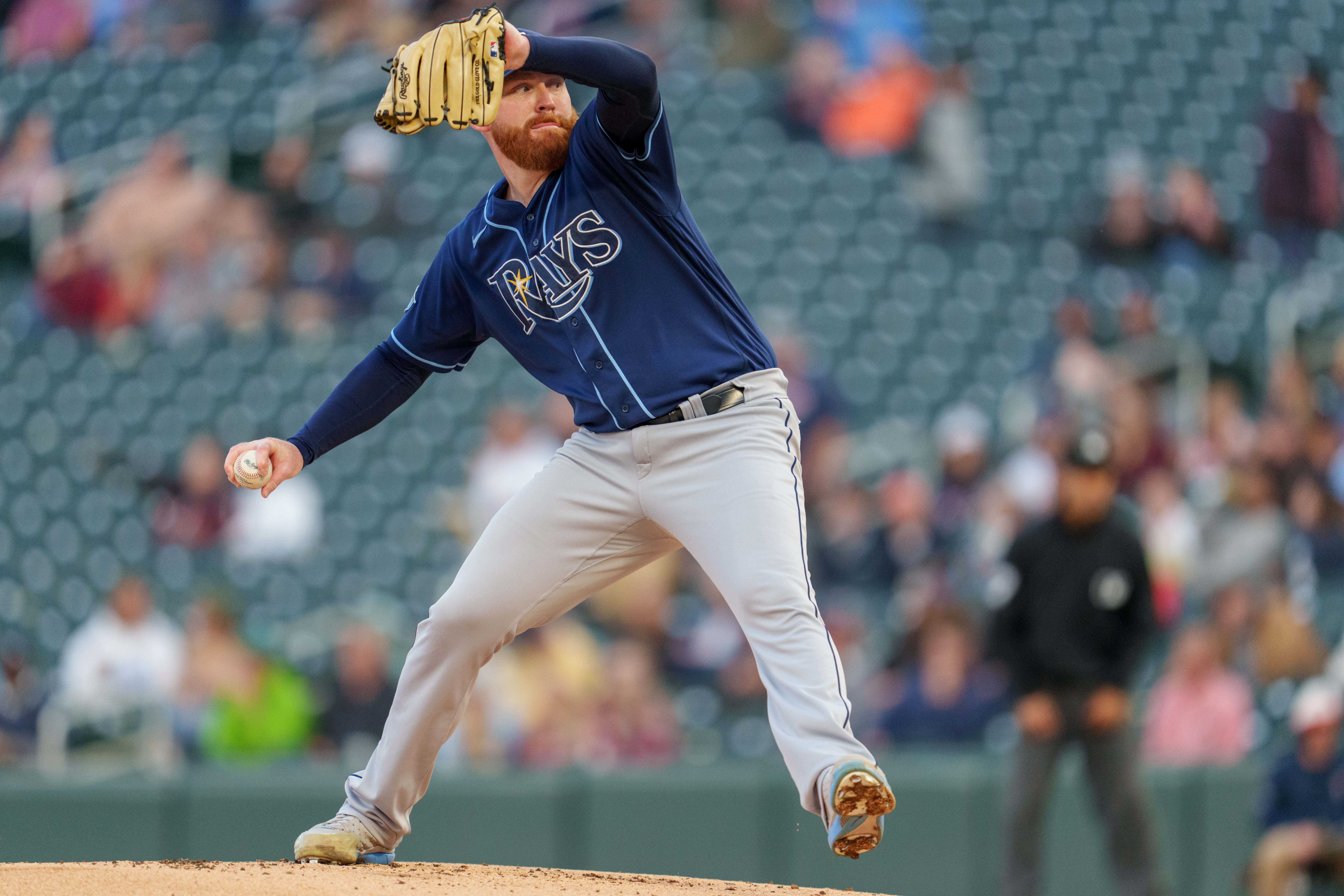 Willi Castro's homer propels Twins past Rays to even series