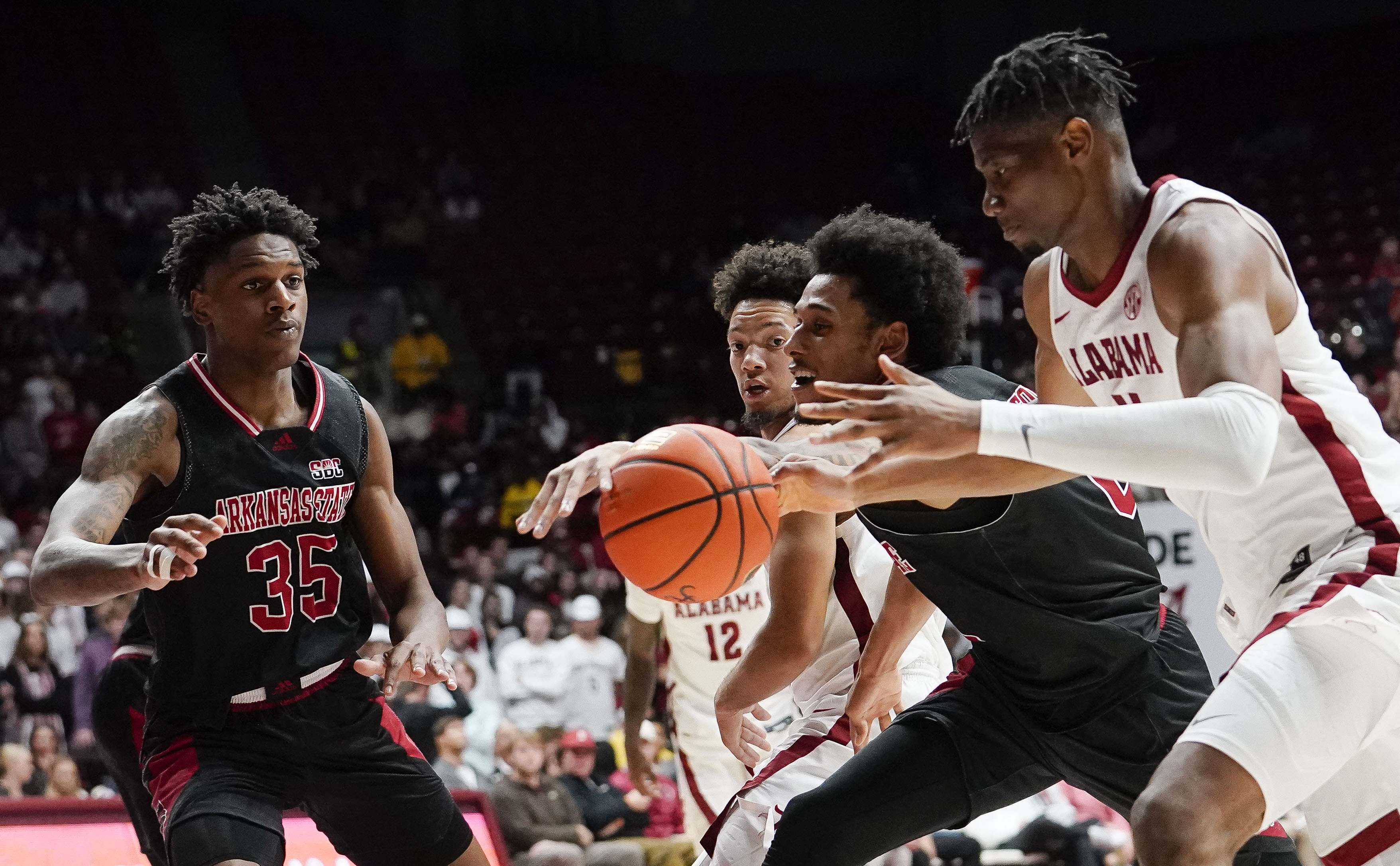 Alabama Breezes Past Arkansas St. With Balanced Attack 