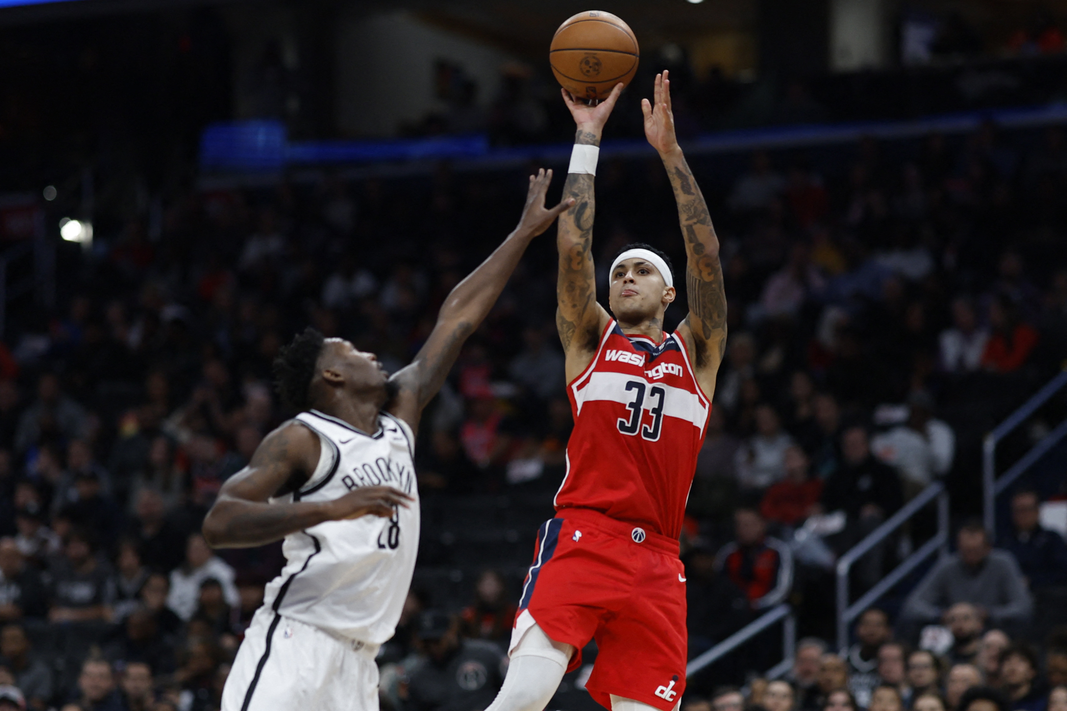 Kyle Kuzma scores late, leads Wizards past Nets | Reuters