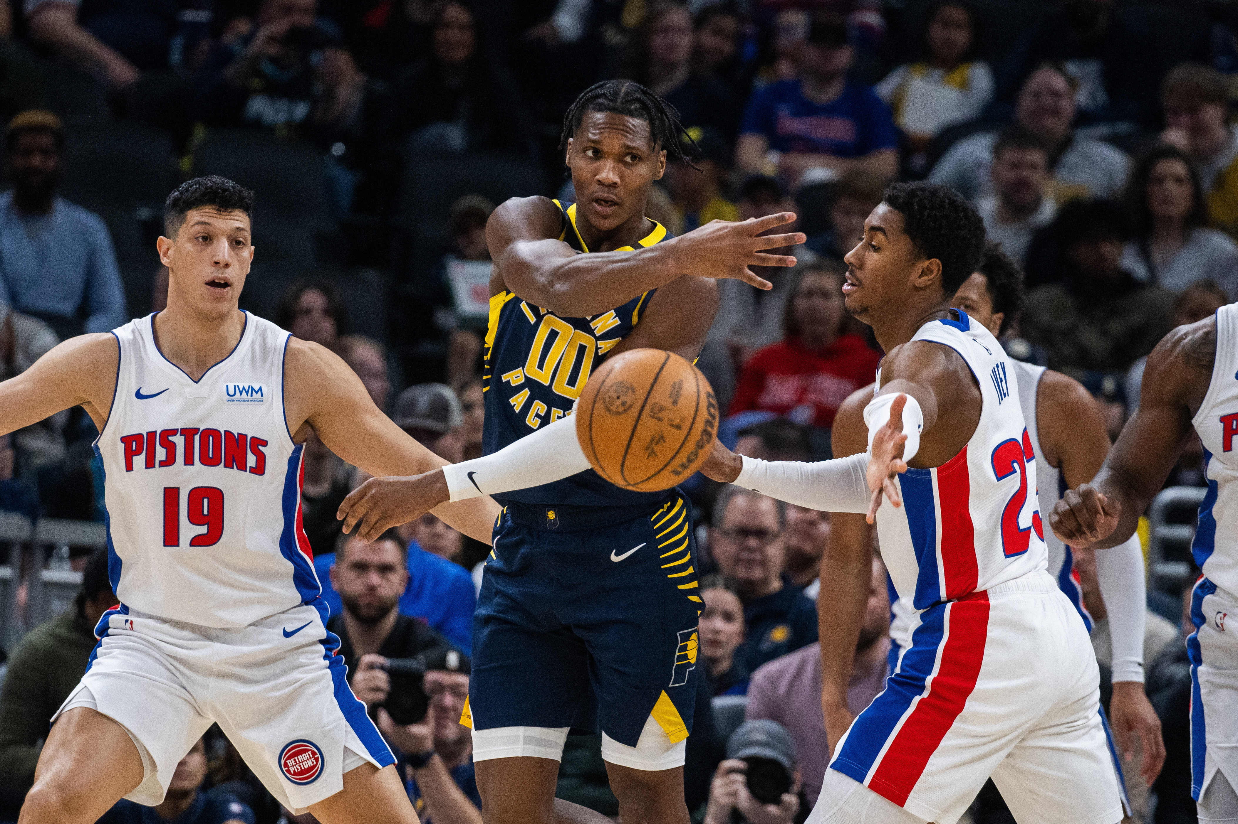 Detroit Pistons Make Roster Move Ahead of Matchup vs. Pacers - All Pistons
