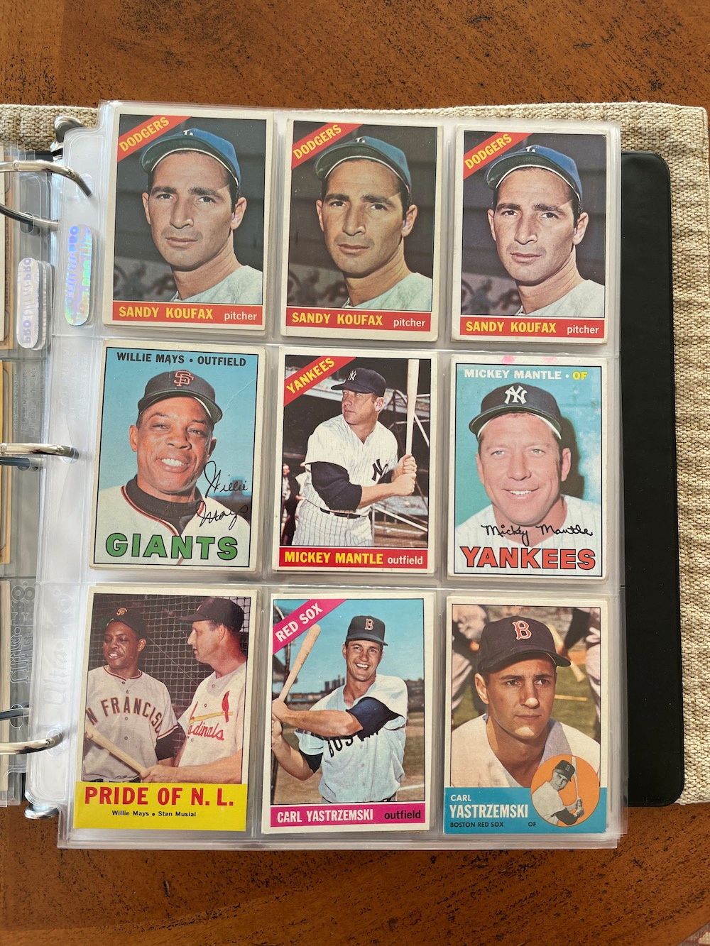 Top 19 Most Valuable Sandy Koufax Baseball Cards