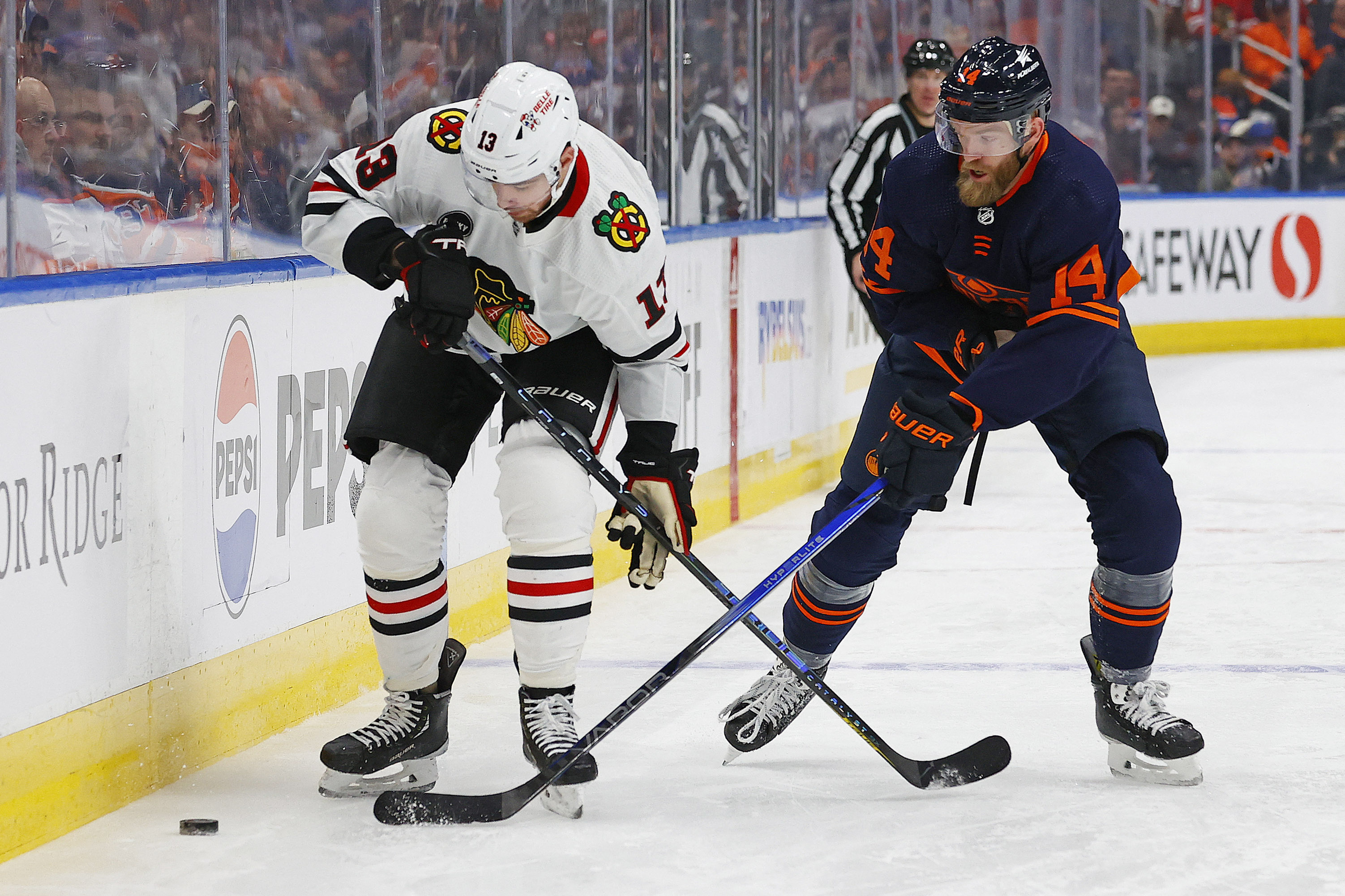 Oilers Blank Blackhawks, Extend Win Streak To 15 Games | Reuters