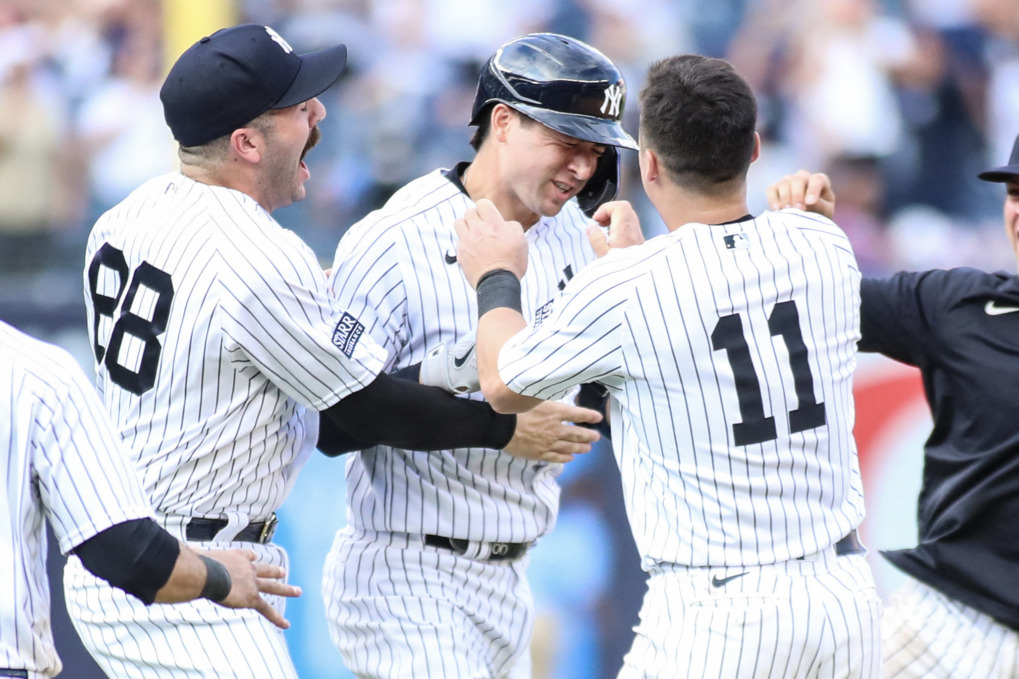 Yankees end Brewers' no-hit bid in 11th, win game in 13th