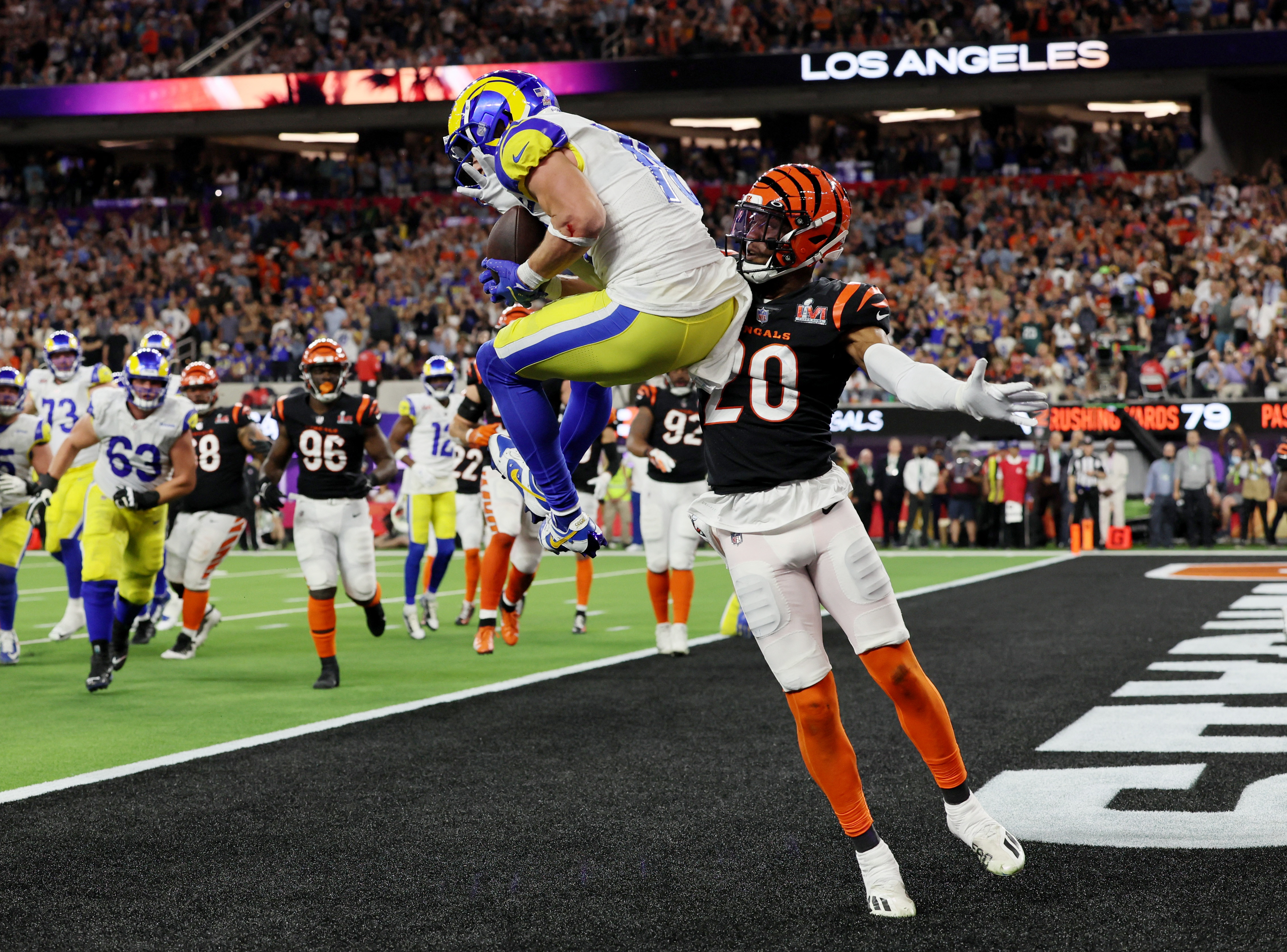 LA Rams overcome injuries, dig deep in rally to beat Bengals in