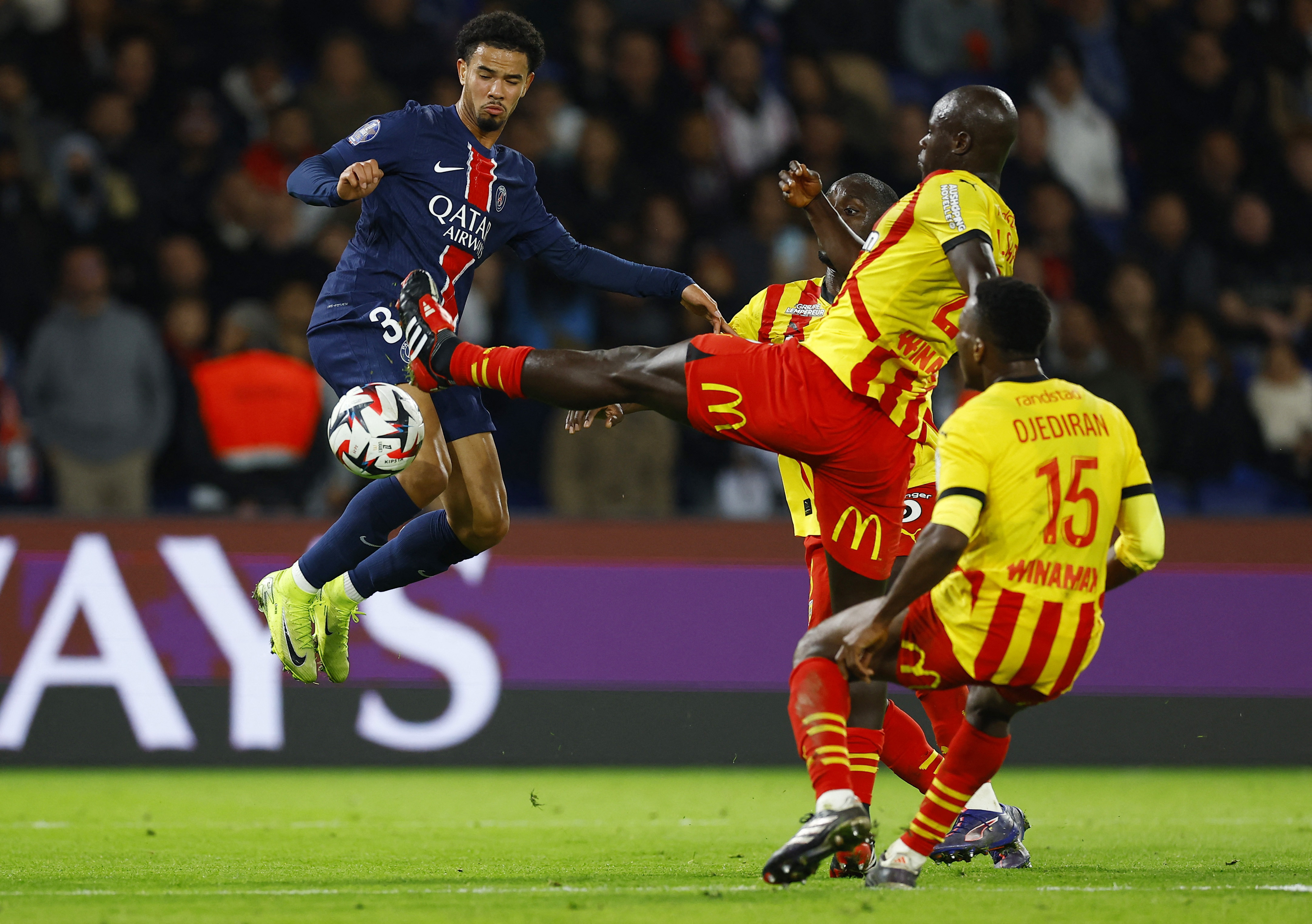 PSG beat 10-man Lens 1-0 to extend Ligue 1 lead | Reuters