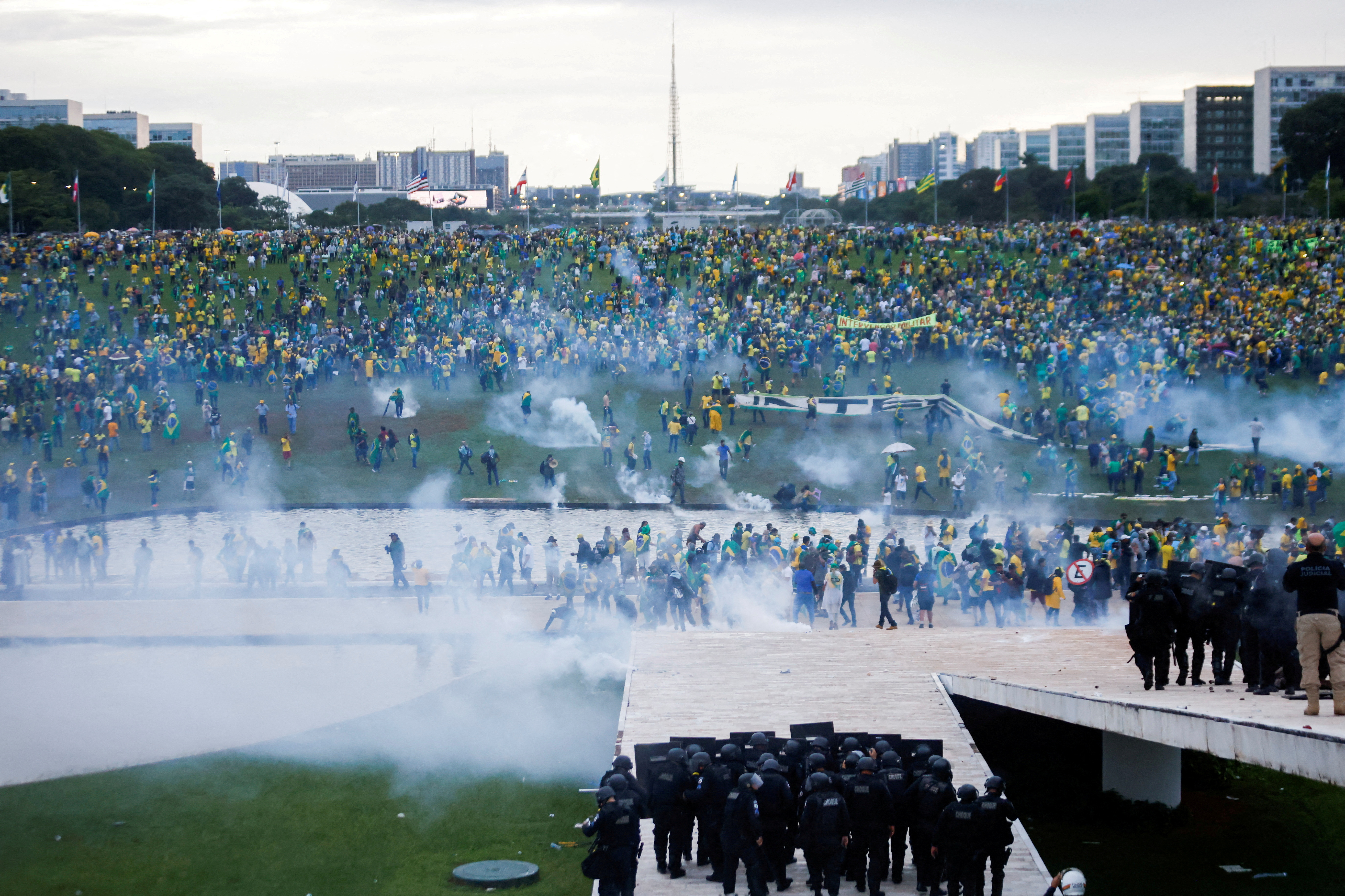 Riots on Brazilian streets as Santos relegated for first time ever after  96th minute goal - Daily Star