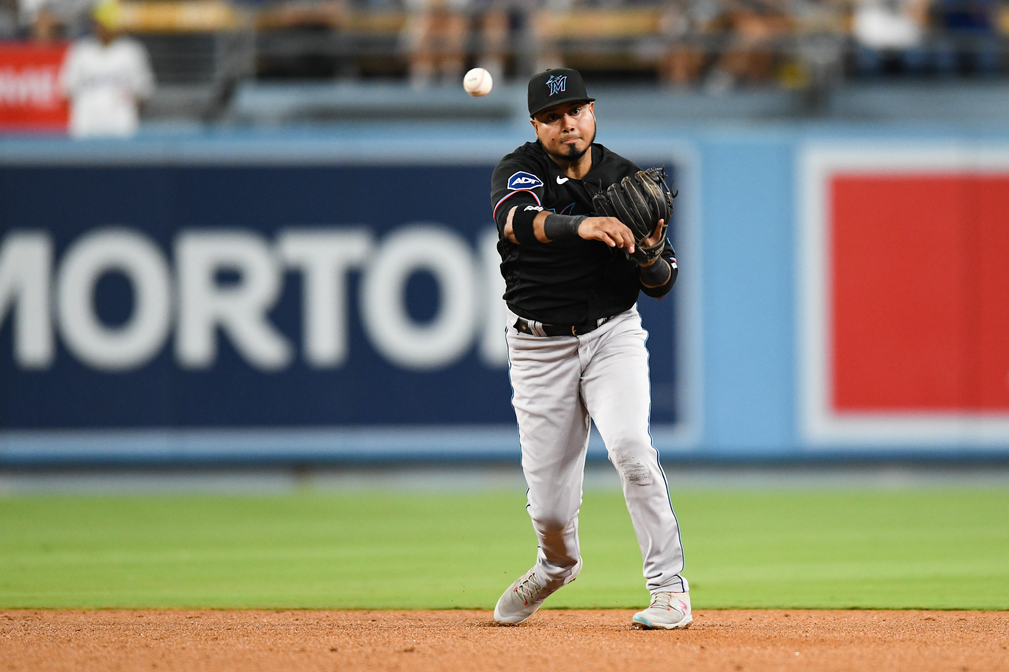 Miami Marlins stay hot at home with win over Los Angeles Dodgers