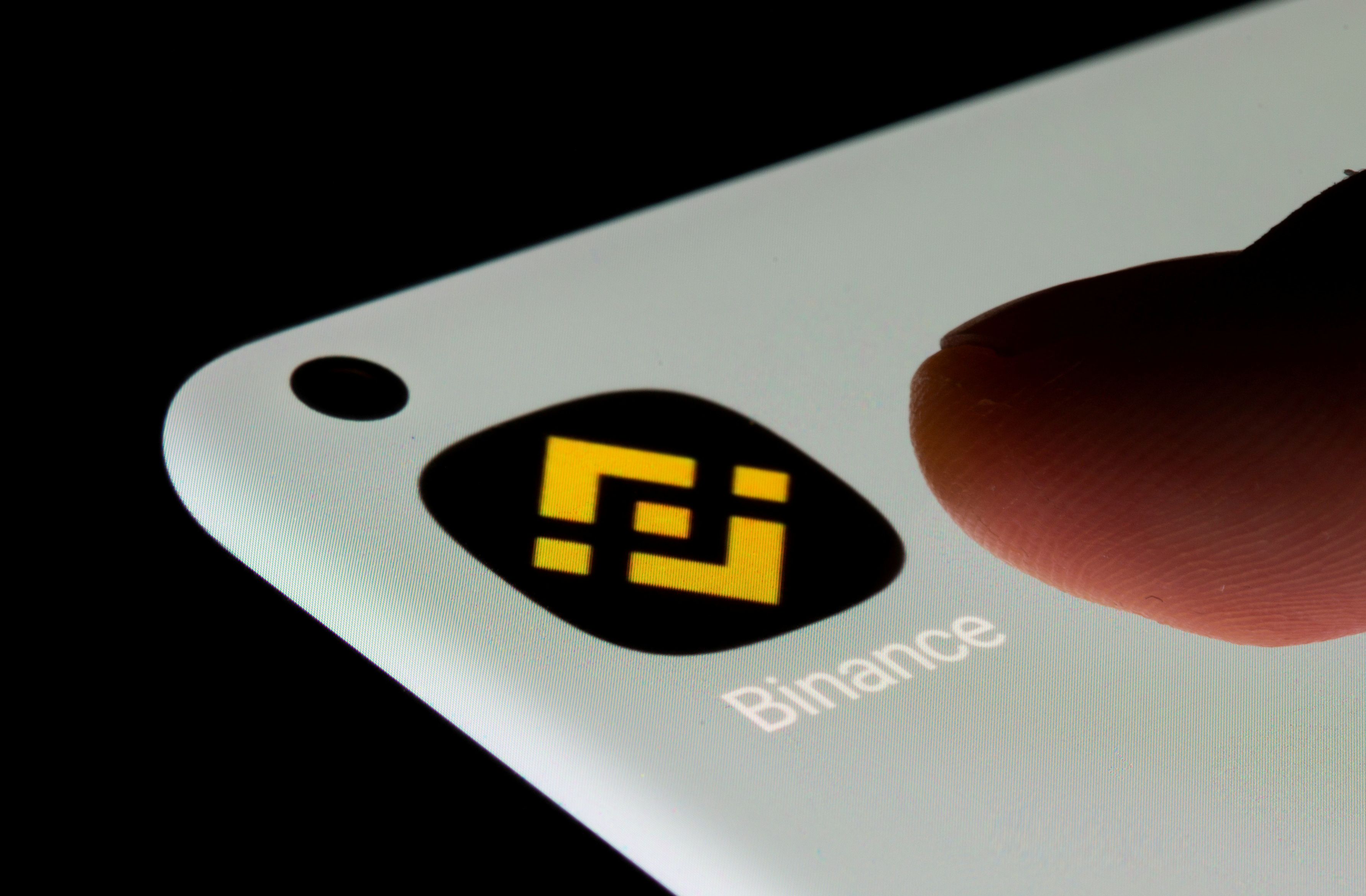 As scrutiny mounts, crypto exchange Binance to wind down derivatives in  Europe | Reuters