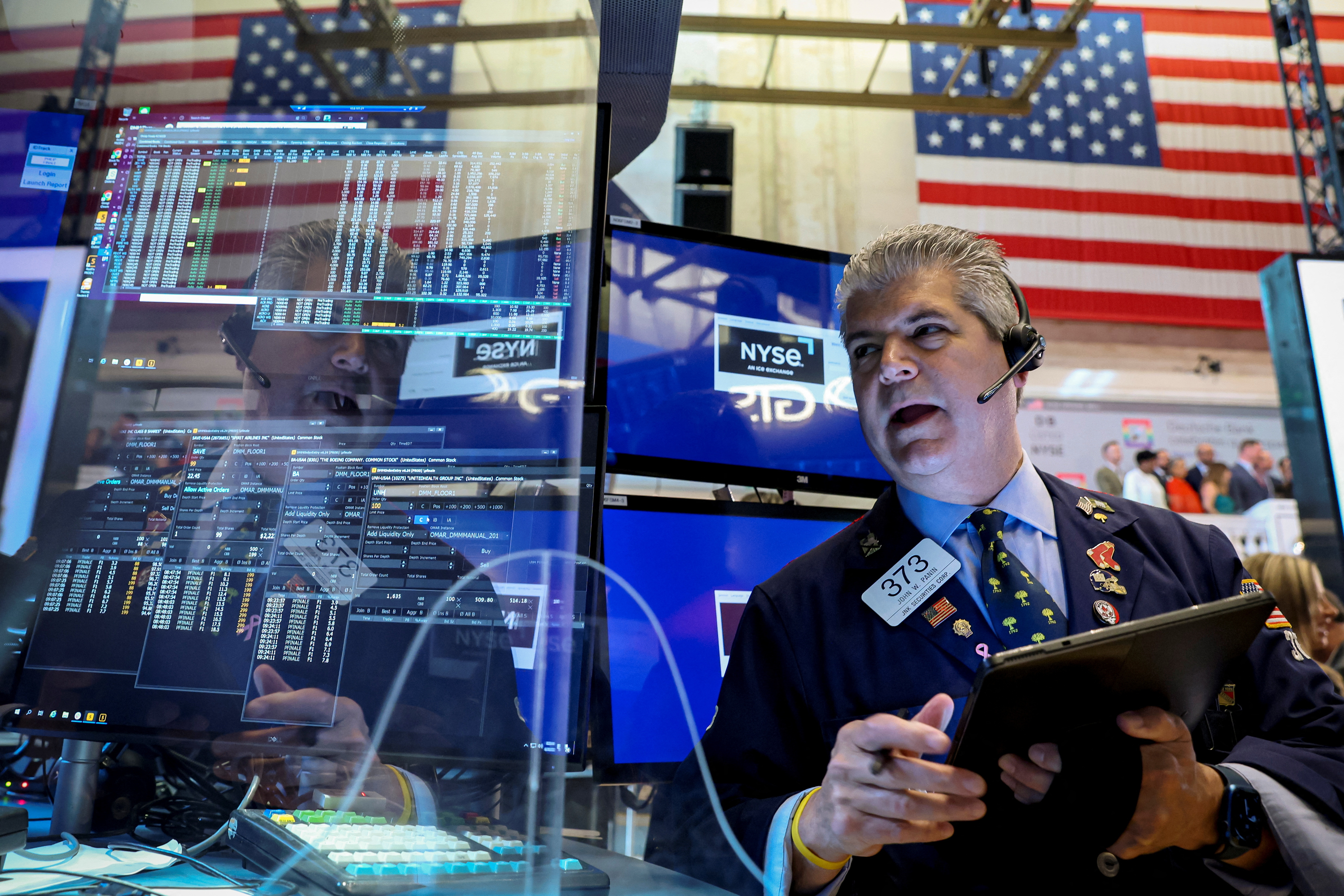 Wall Street ends the first day of the third quarter with a solid decline