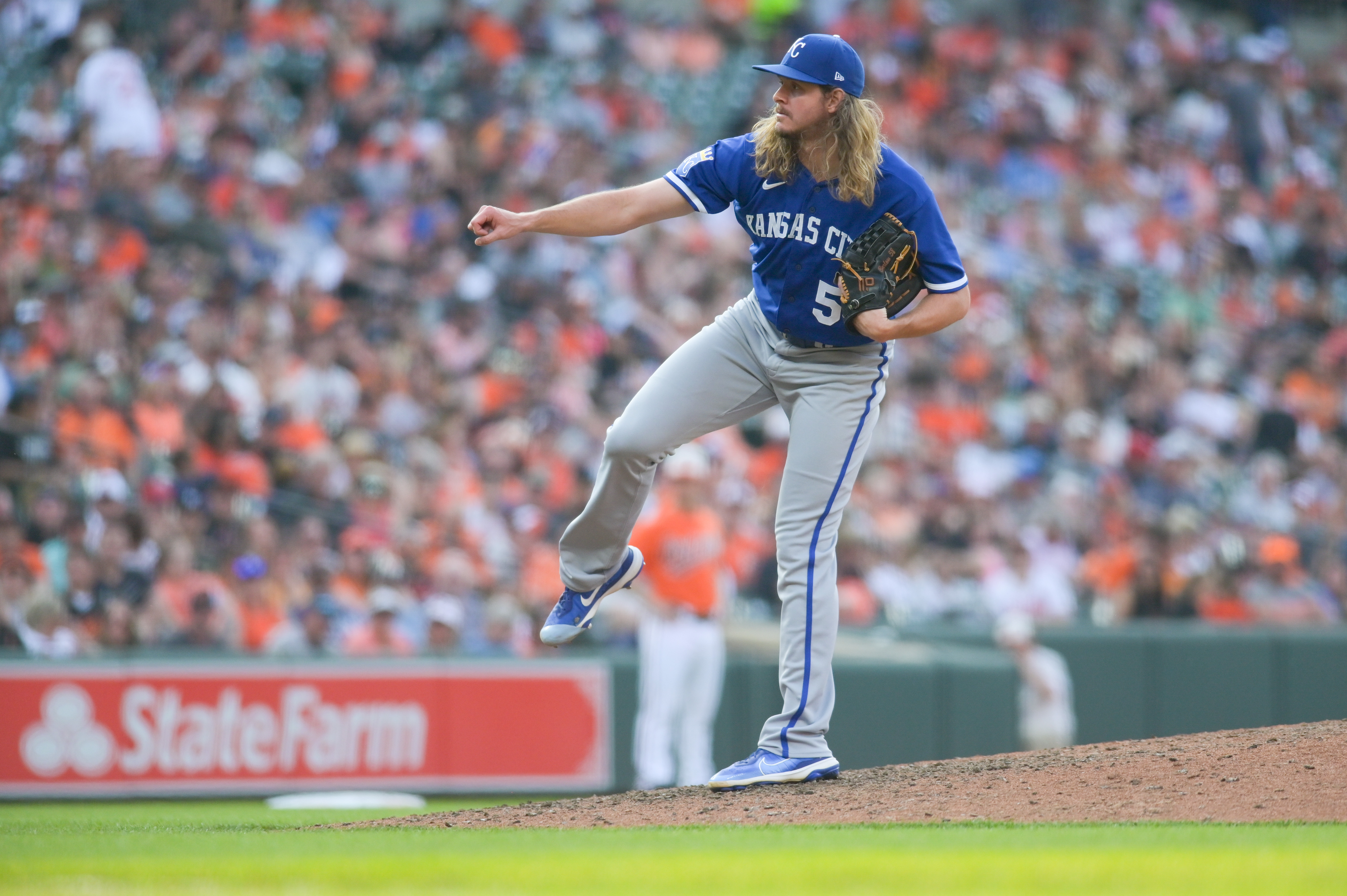 Cole Irvin grabs first win as Orioles top Royals