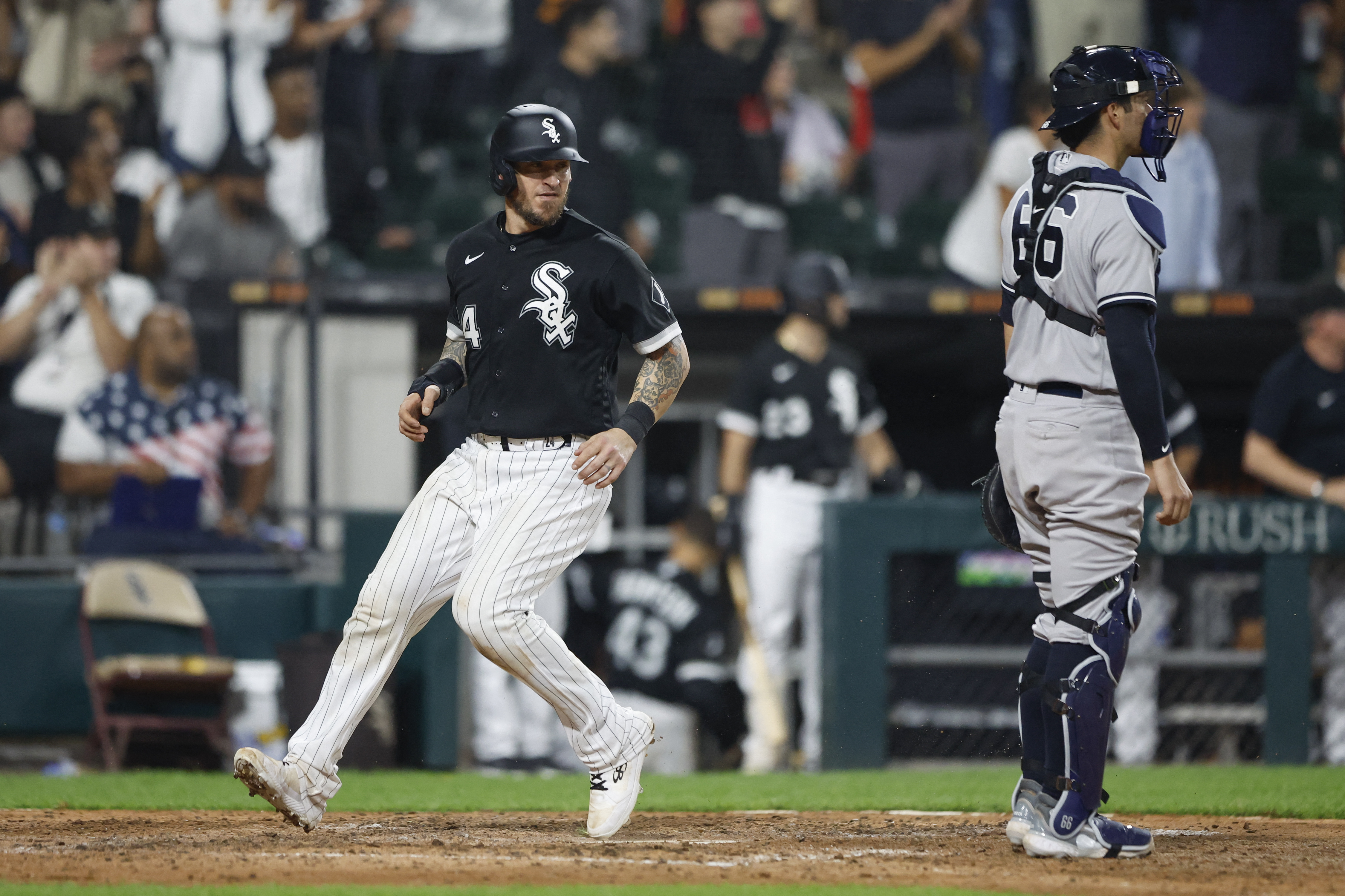 White Sox dent Yanks' wild-card hopes