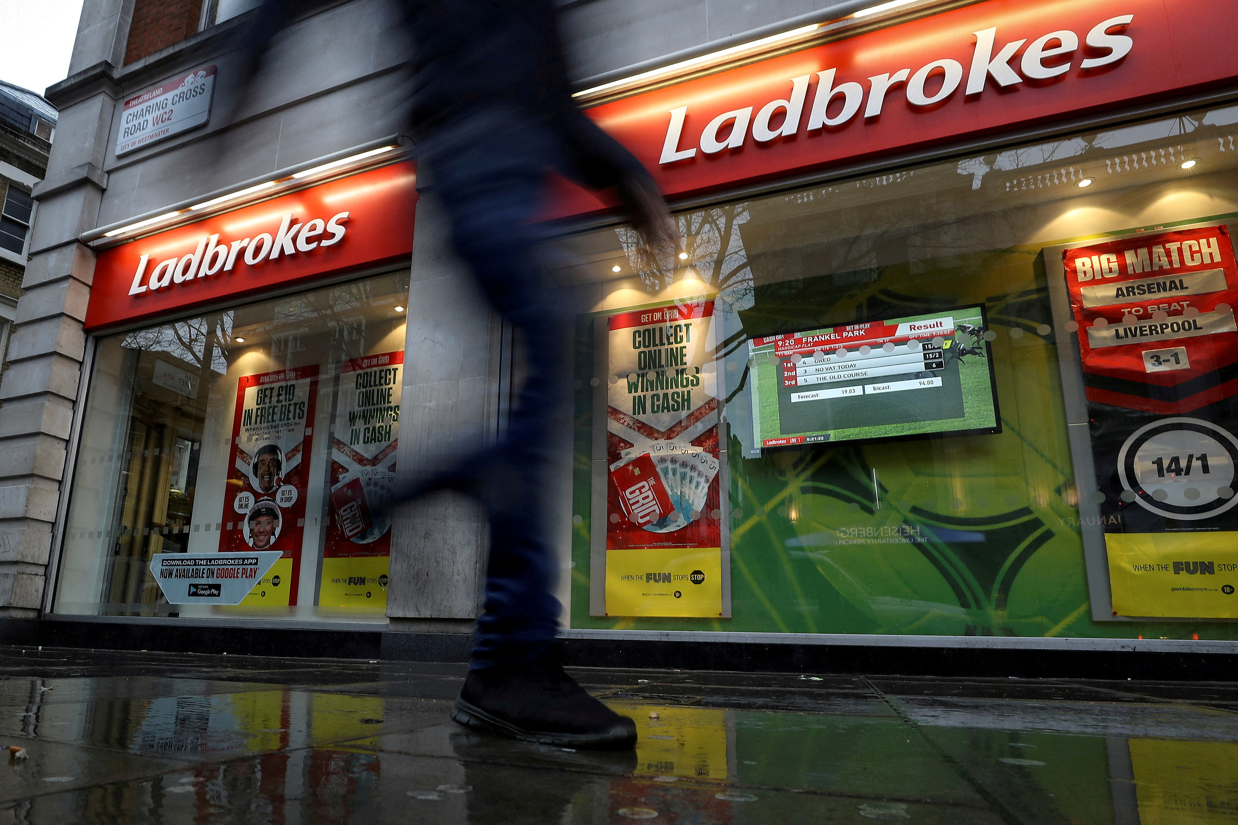 Online betting offers ladbrokes bookmakers forex signal 30 tutorial make-up