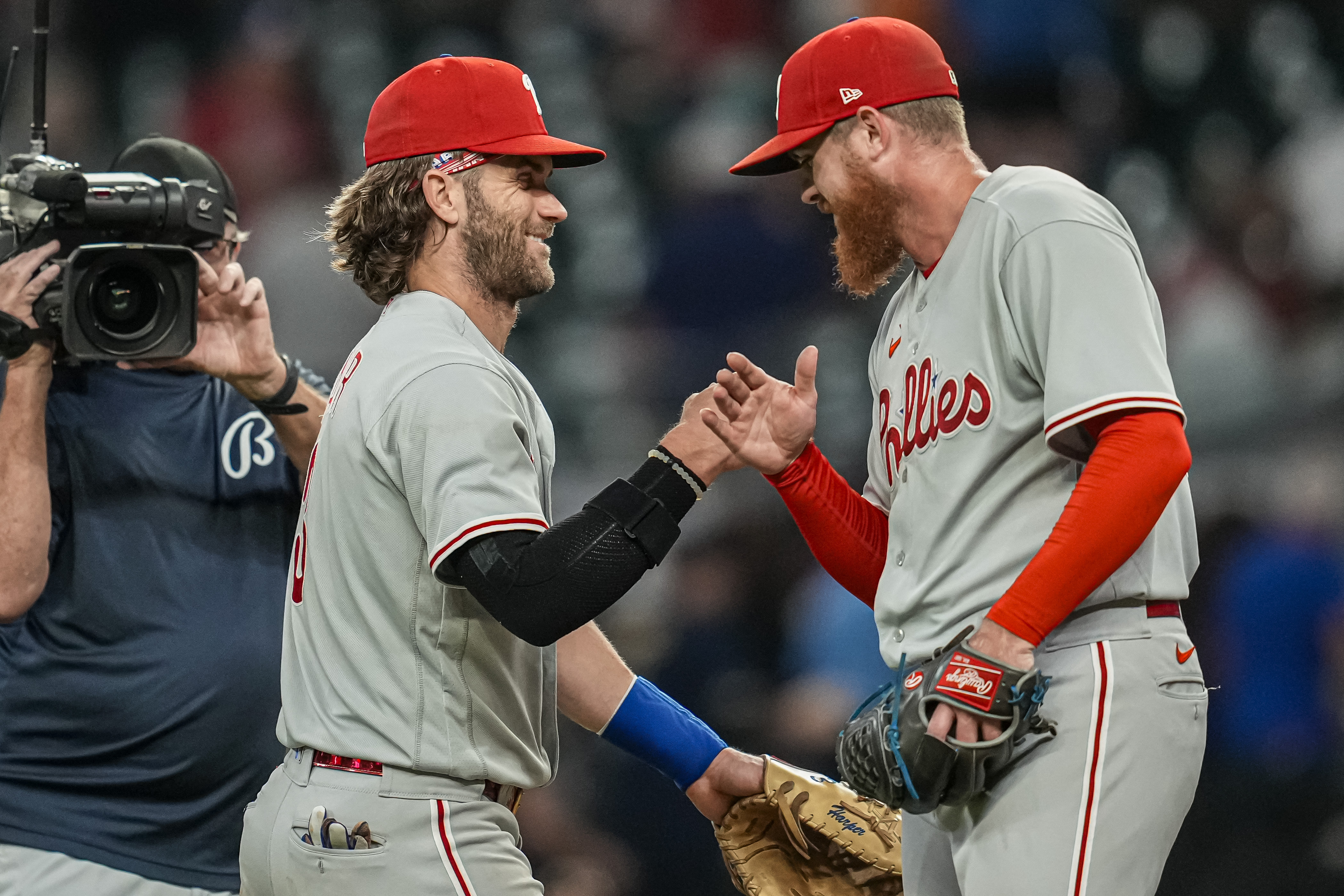 VIDEO: Bryce Harper's moonshot for Phillies vs. Braves sets MLB