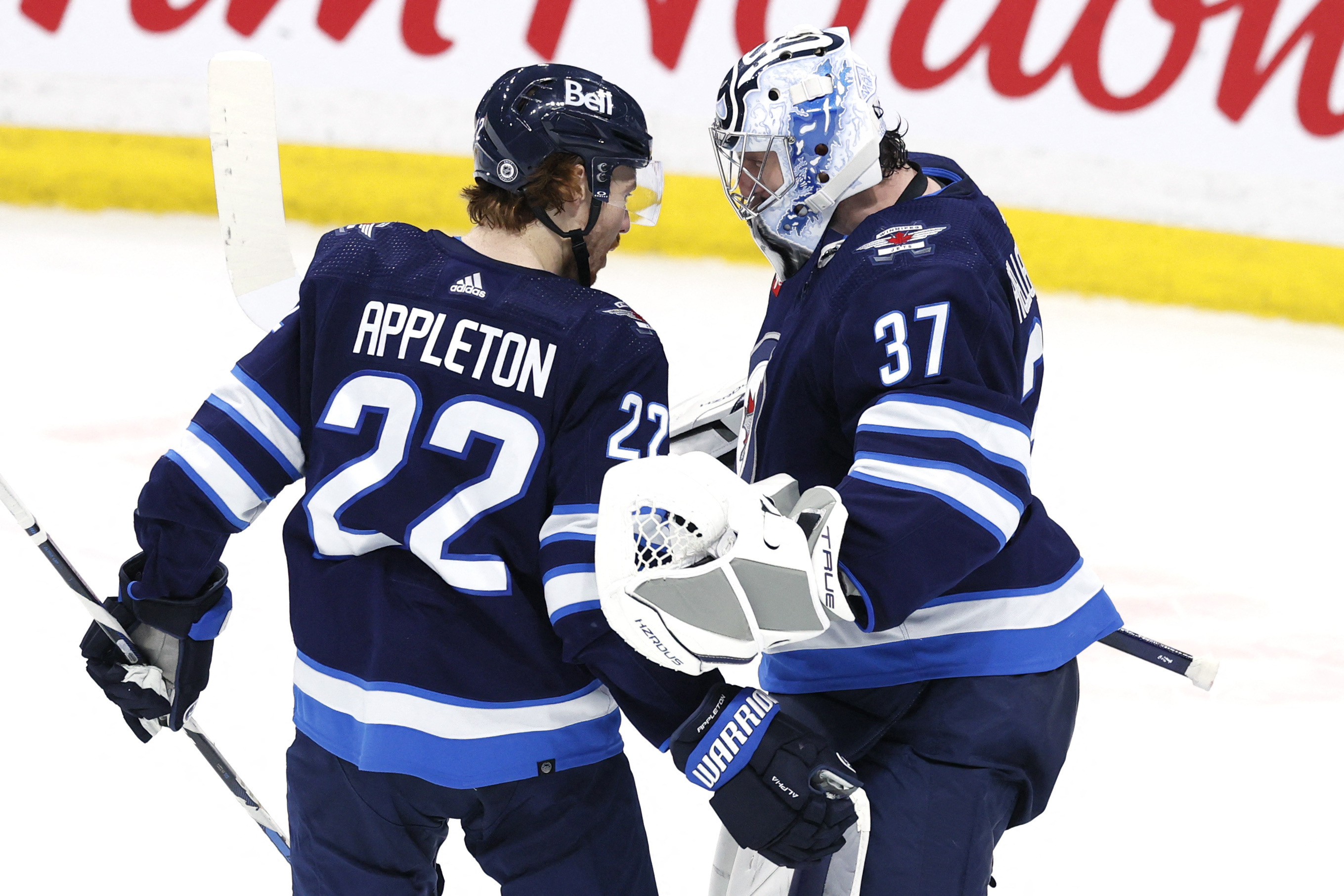 Connor Hellebuyck makes 23 saves as Jets blank Caps | Reuters