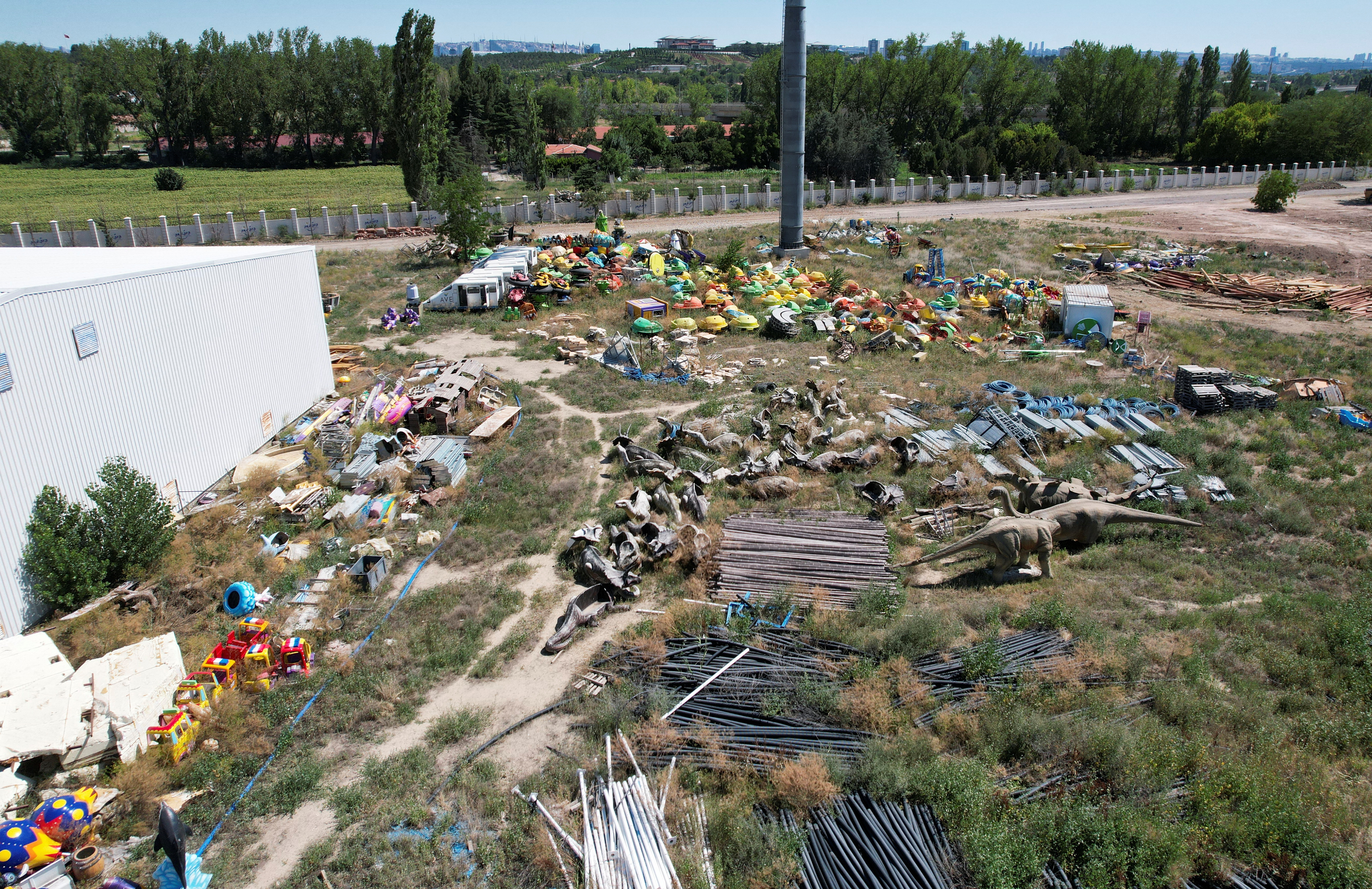 Top 15 Largest Abandoned Amusement Parks 