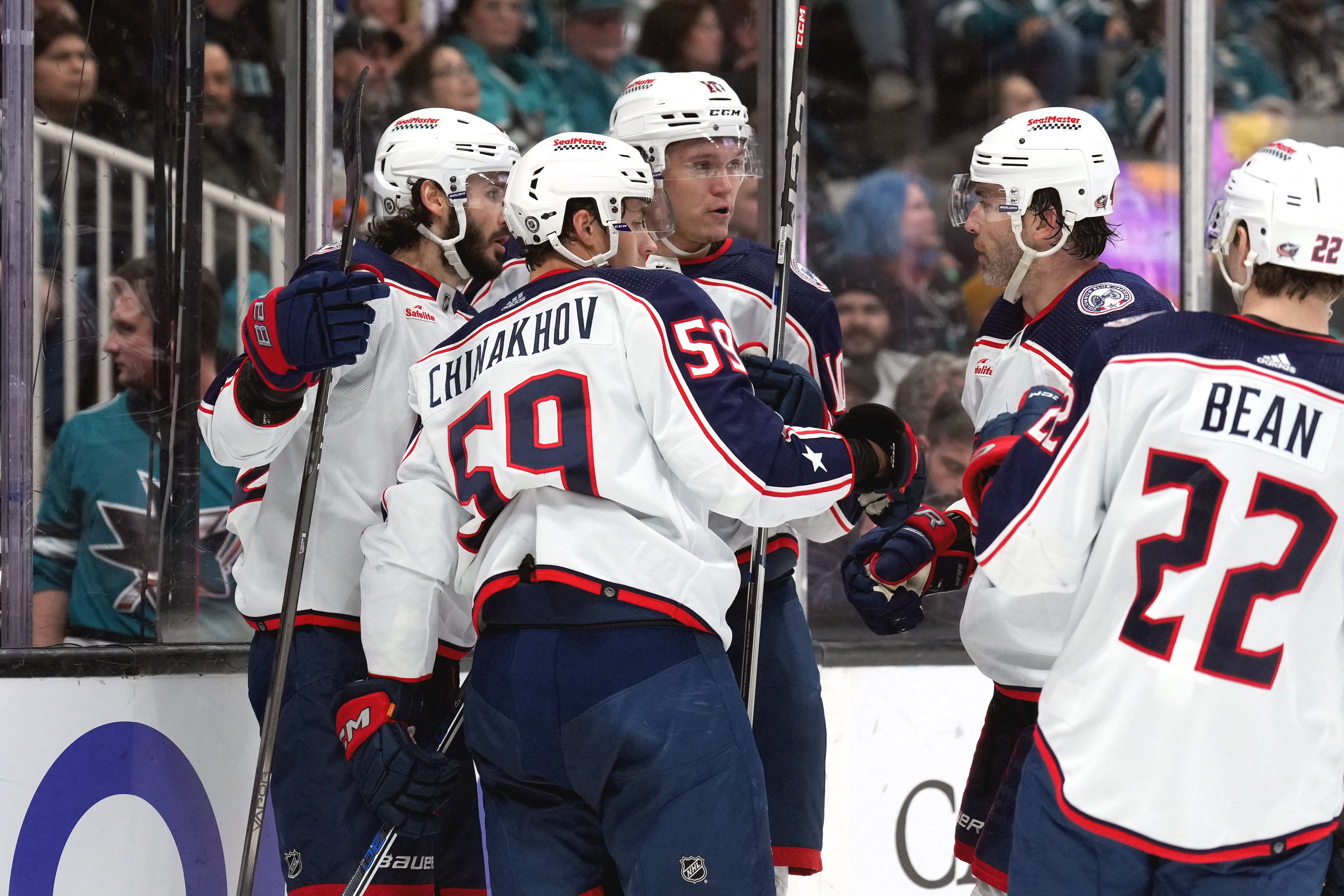 Boone Jenner s late winner pushes Blue Jackets past Sharks Reuters