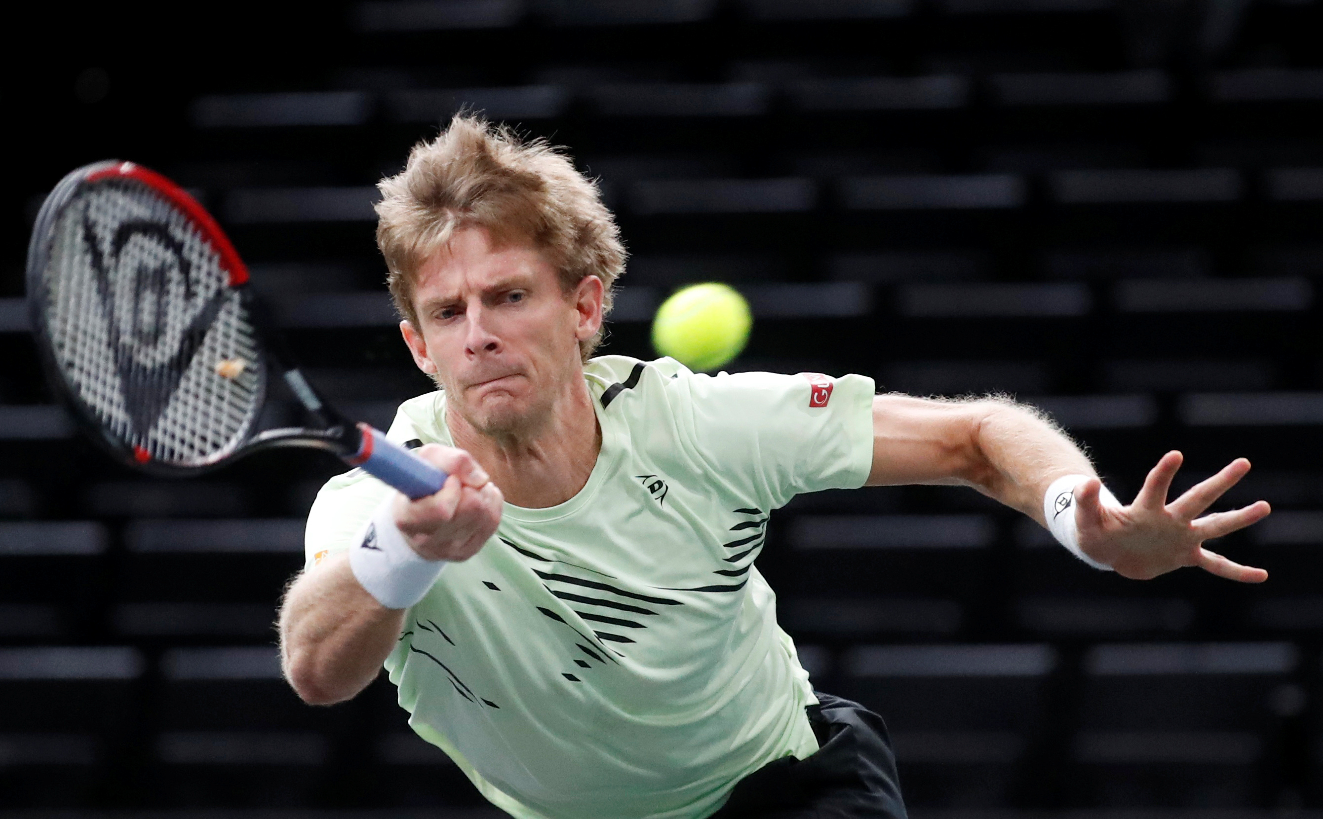 ATP roundup: Kevin Anderson reaches Estoril quarterfinals | Reuters