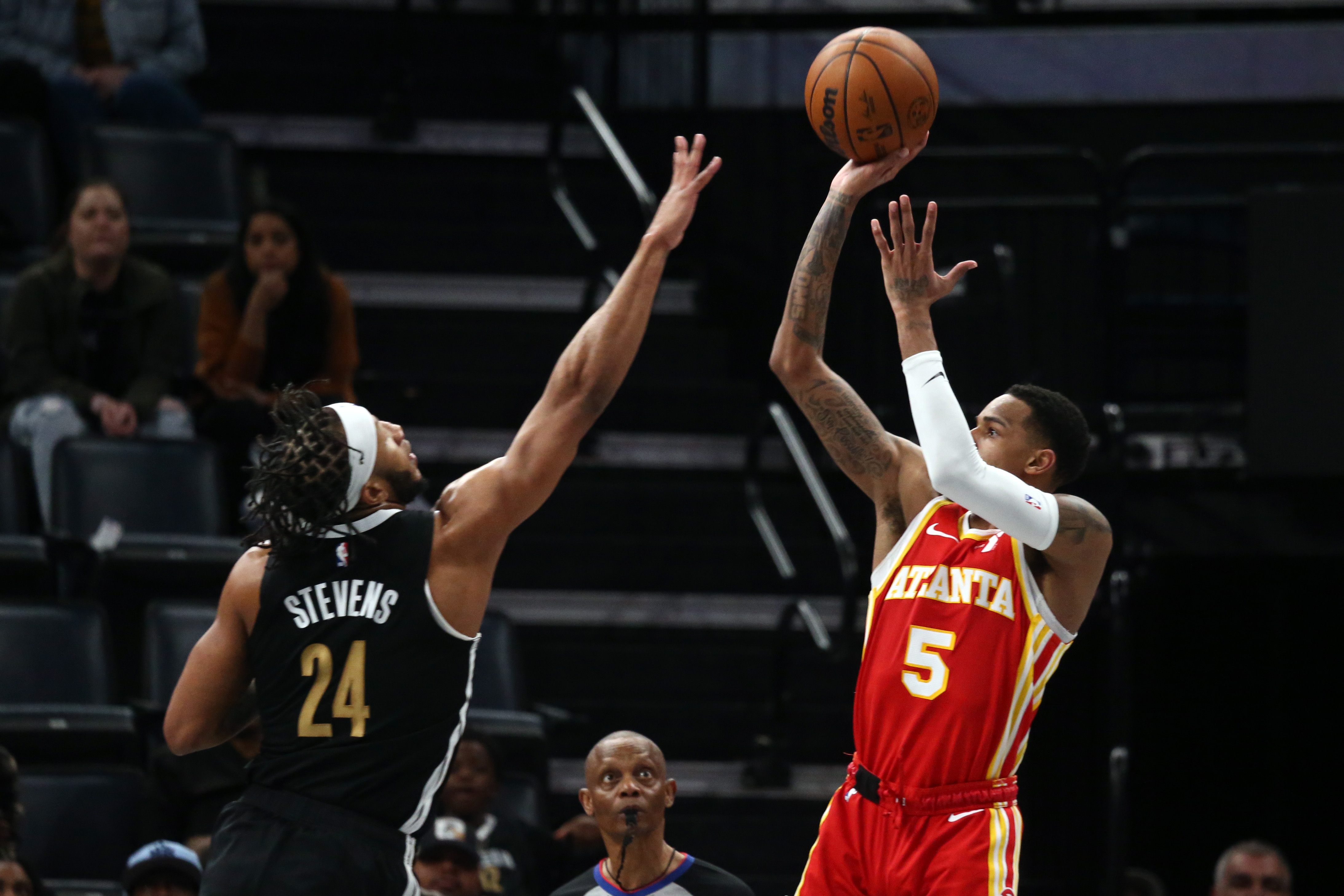 Dejounte Murray scores 41 as Hawks top Grizzlies | Reuters