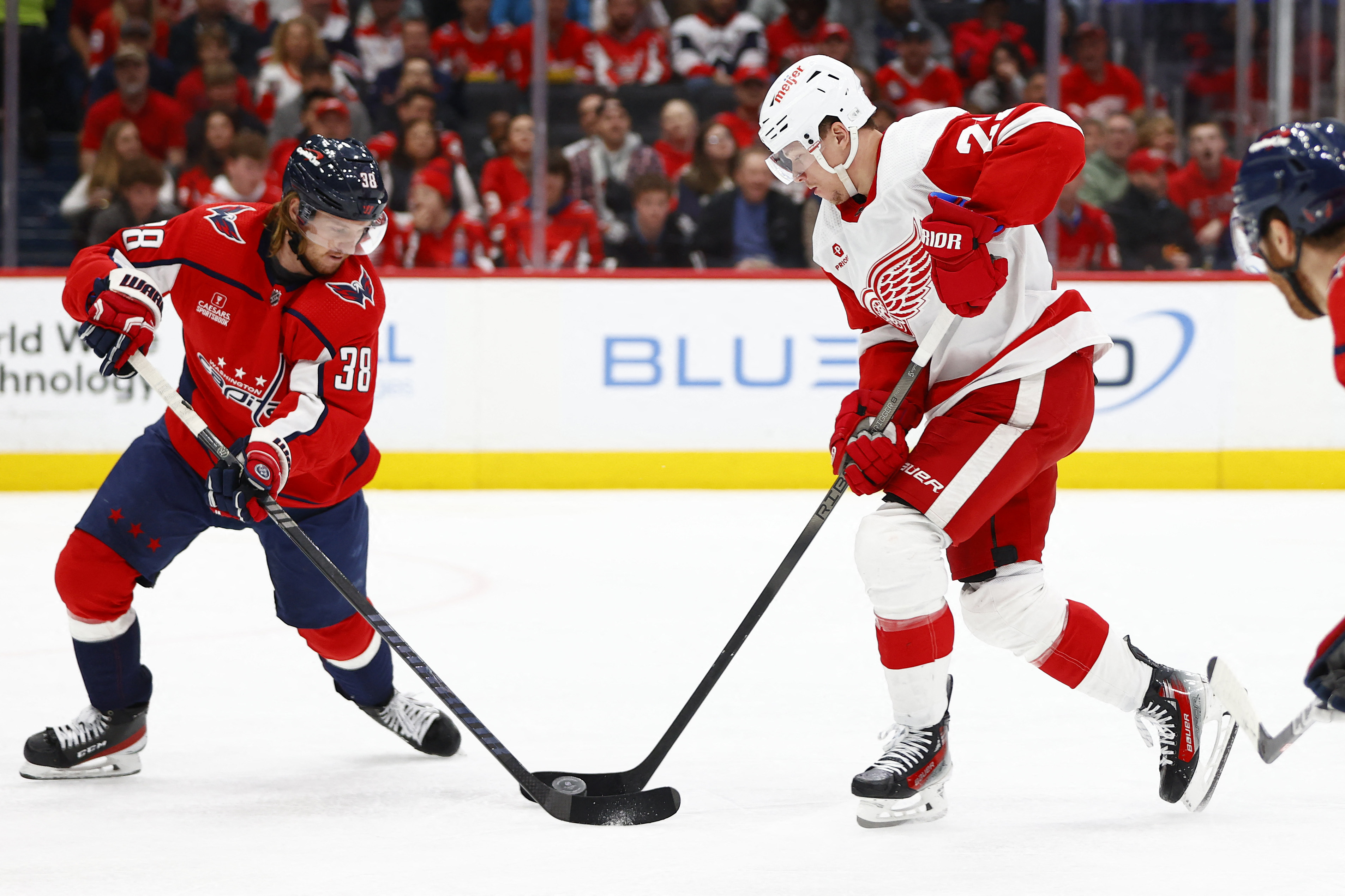 Dylan Strome sends Capitals past Wings in OT | Reuters