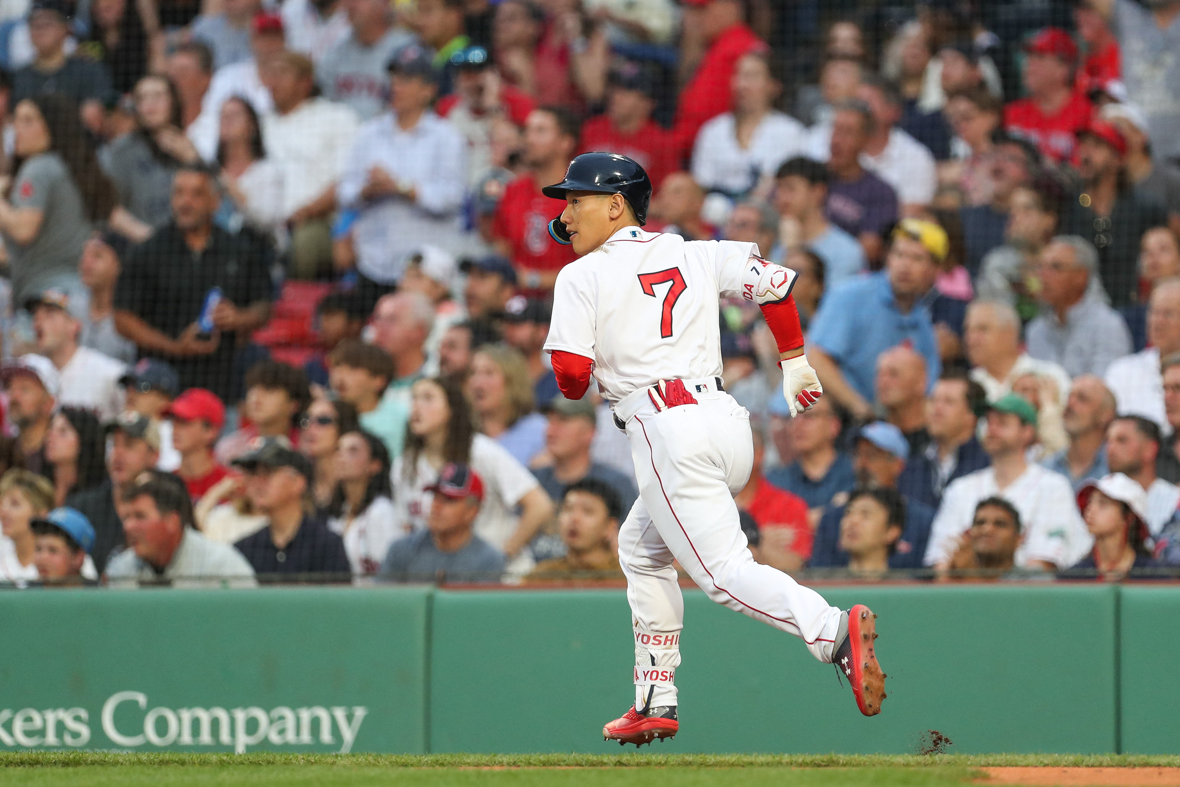 Justin Turner homers twice as Red Sox rout Yankees