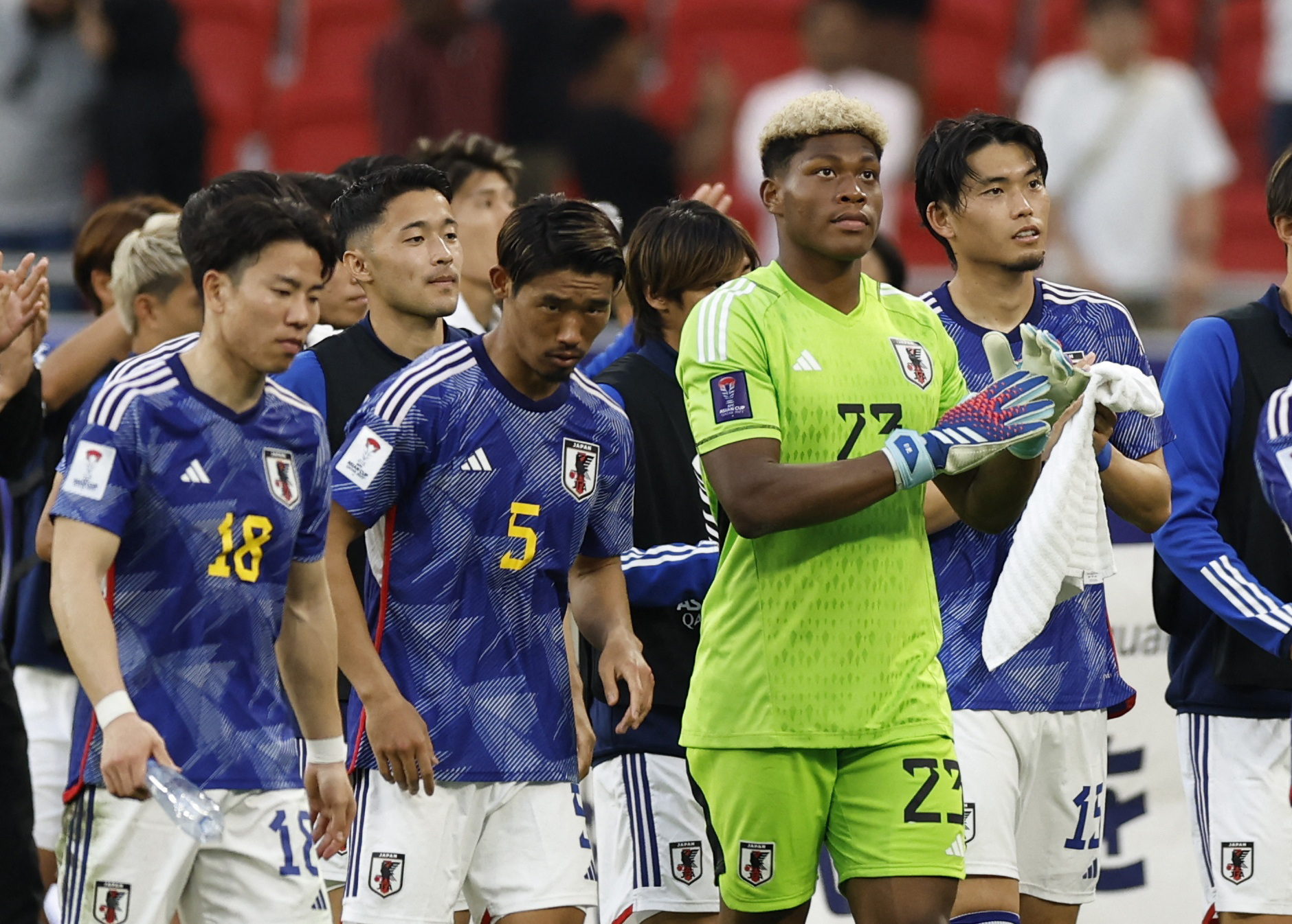 サッカー＝日本代表ＧＫ鈴木、シントトロイデンに完全移籍 | ロイター