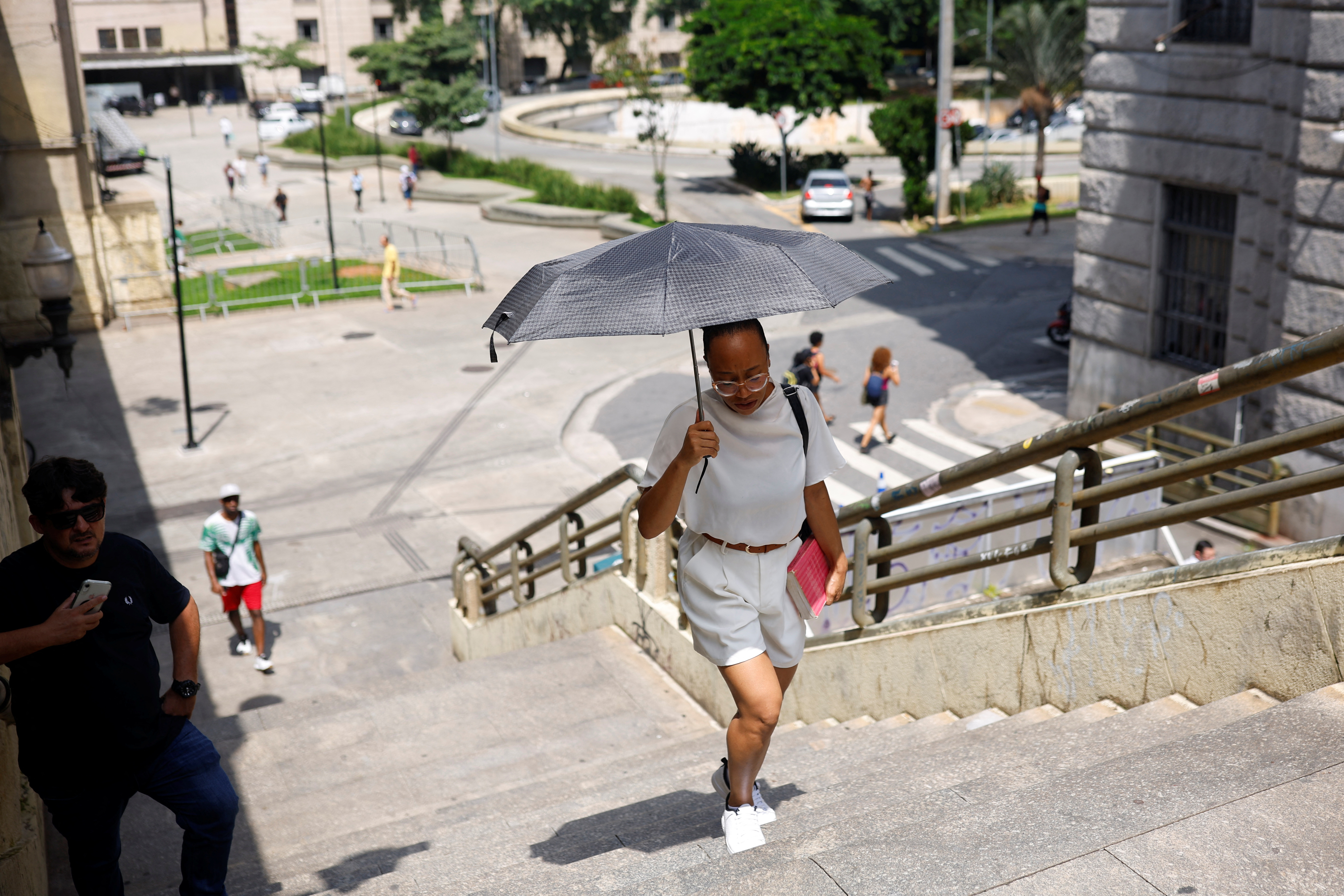 Heat wave hits Sao Paulo