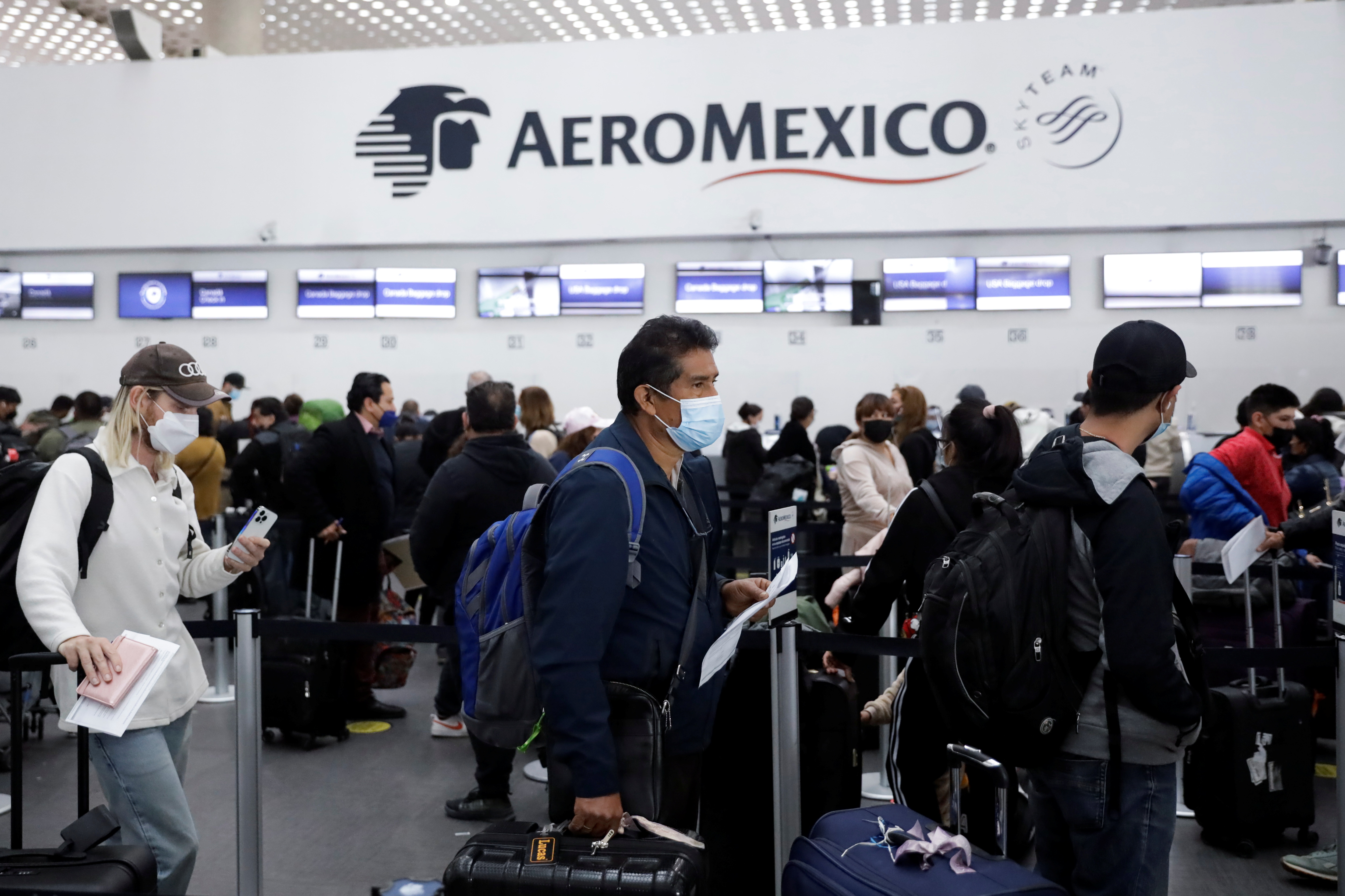Aeromexico halts flights as COVID-19 hits crews