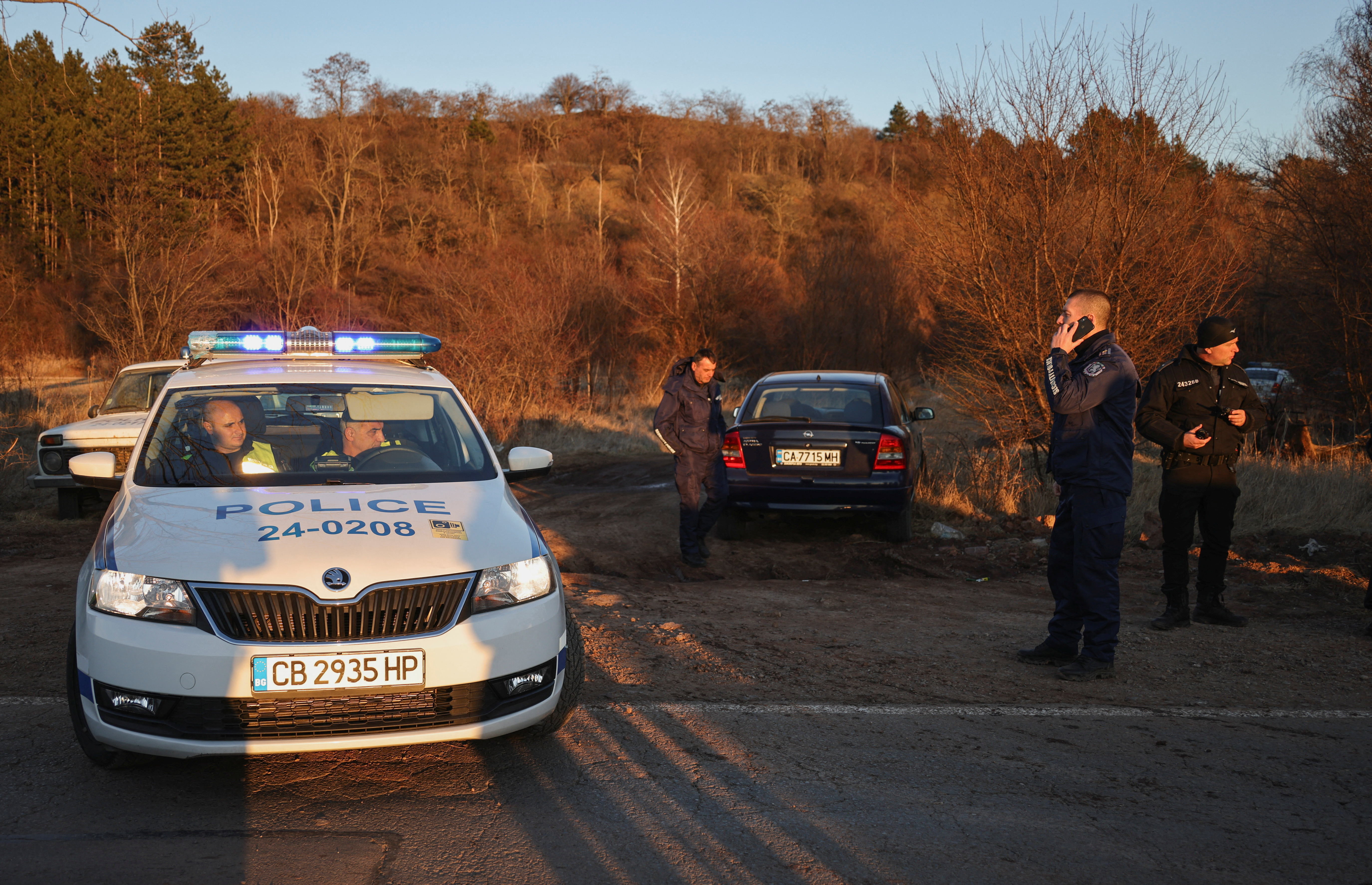 Bulgaria police find 18 migrants dead in abandoned truck