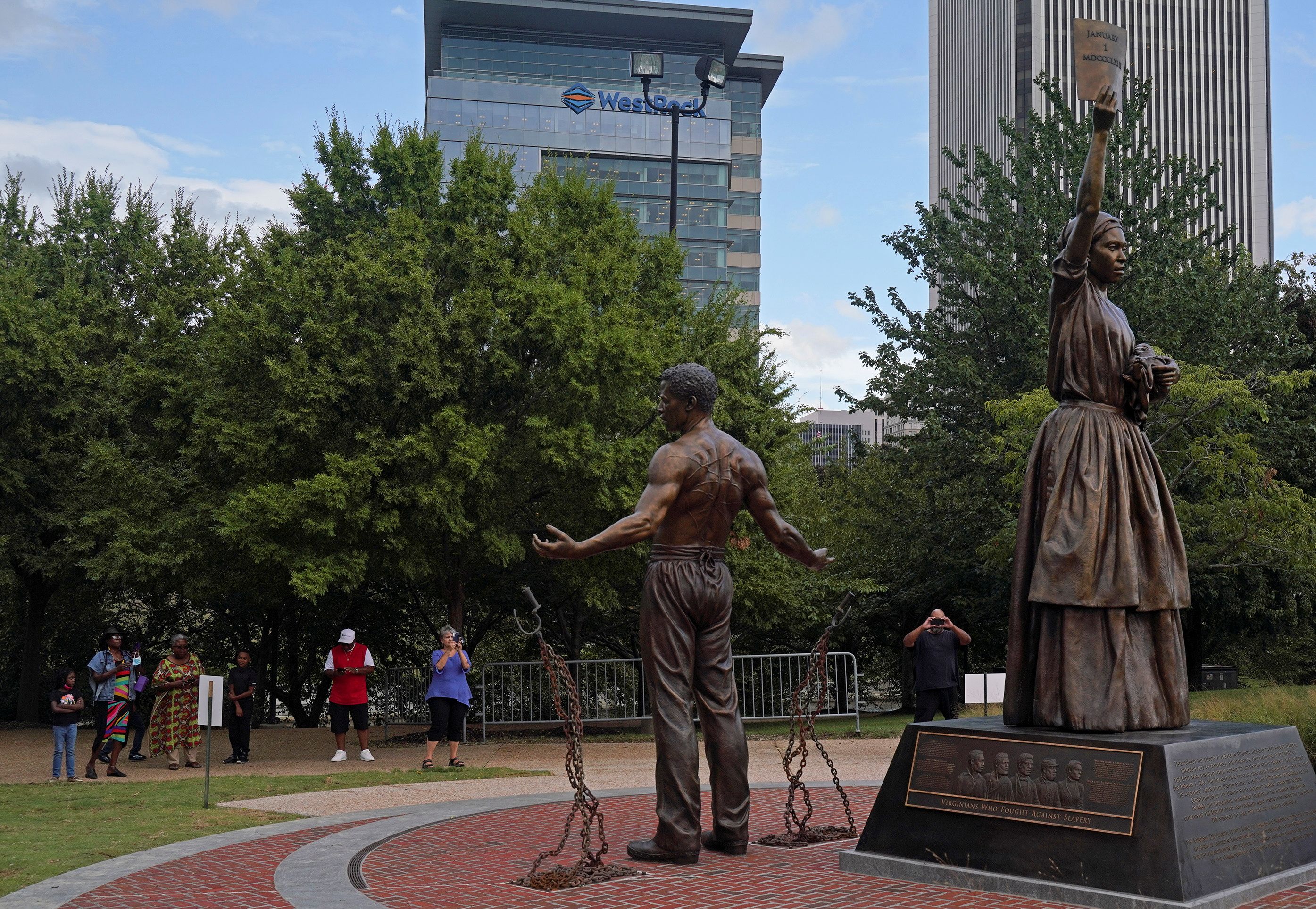 Virginia capital unveils monument marking end of slavery after removing ...