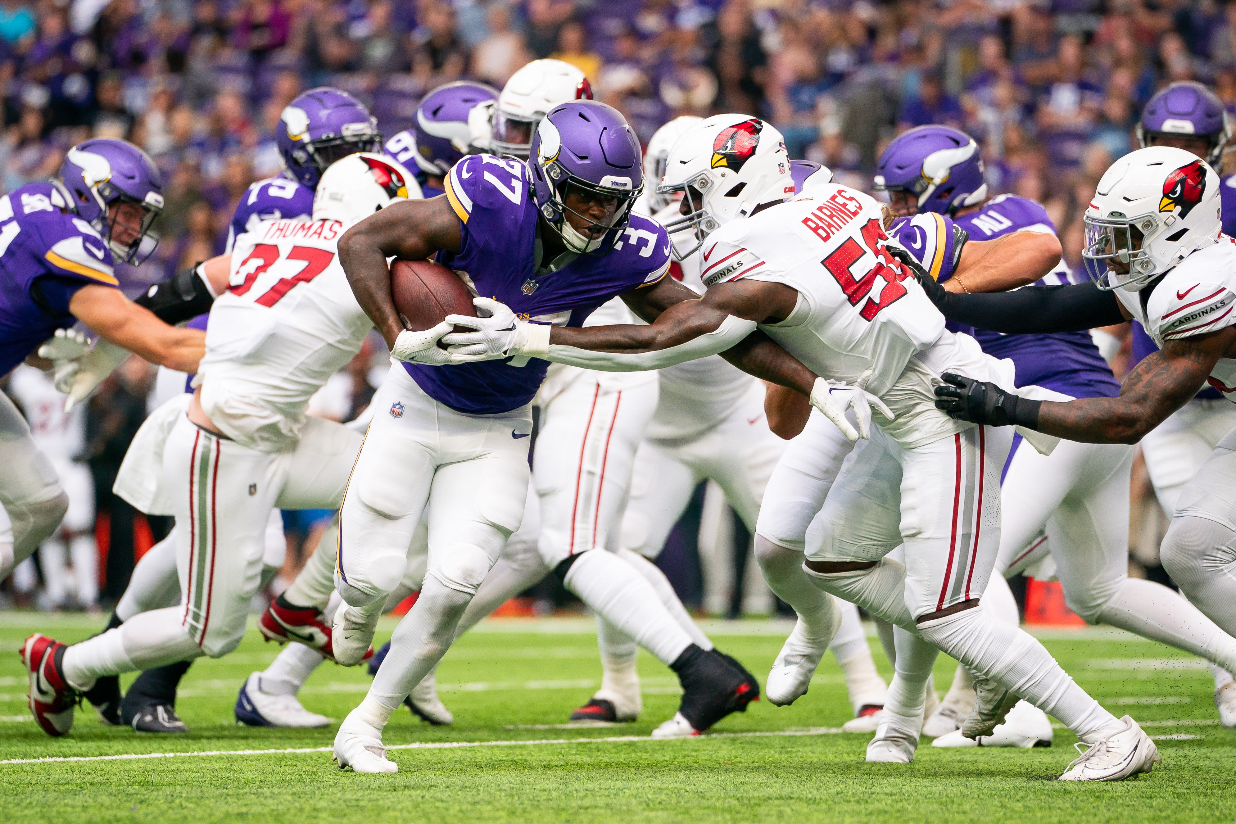 David Blough rallies the Cardinals to a 18-17 victory over Vikings