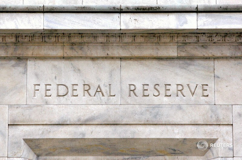 米利下げ、インフレ2％低下まで待つべきでない＝シカゴ連銀総裁