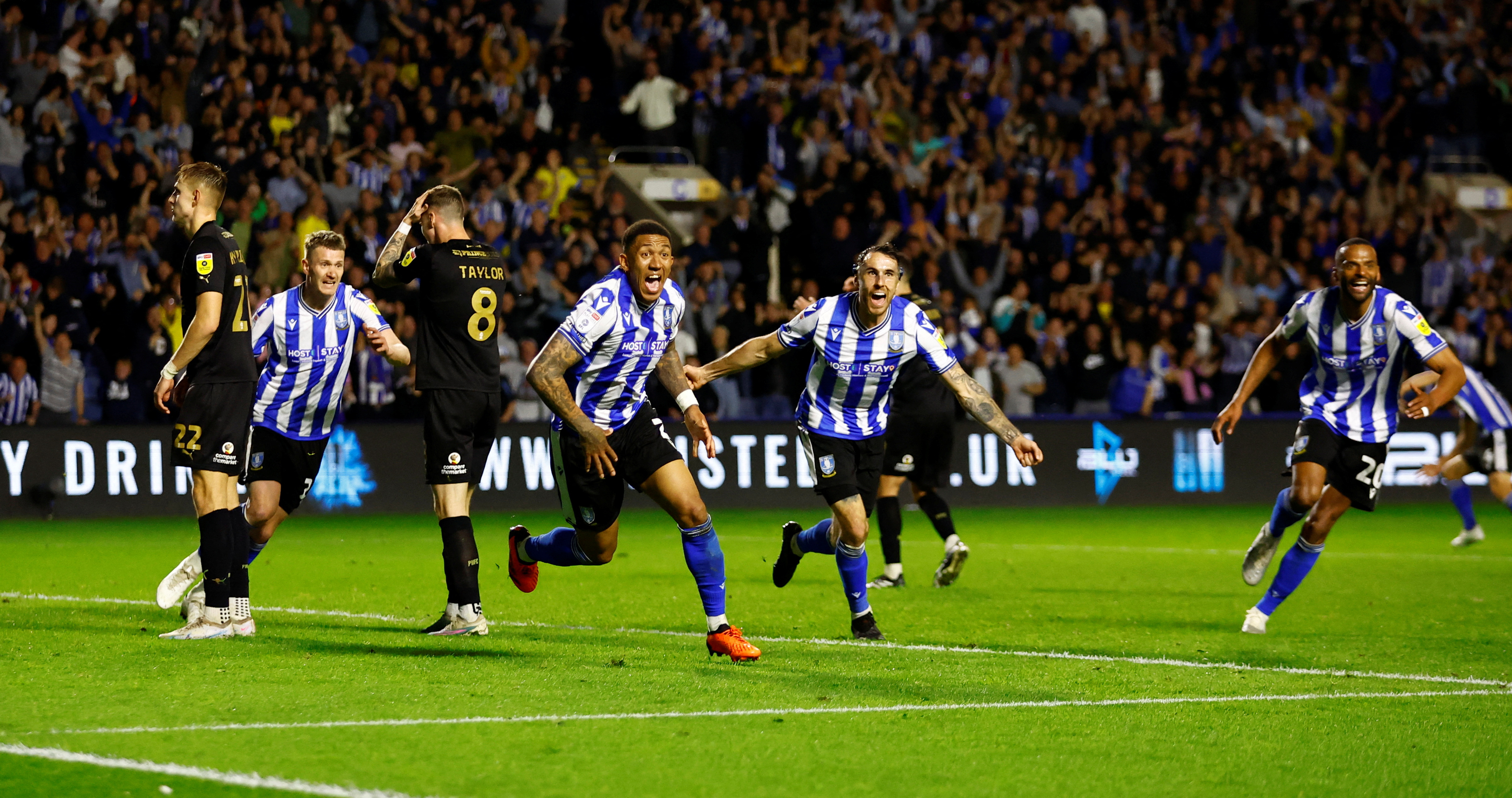 Para a história: Sheffield Wednesday vira 4-0 e vai à final do play-off