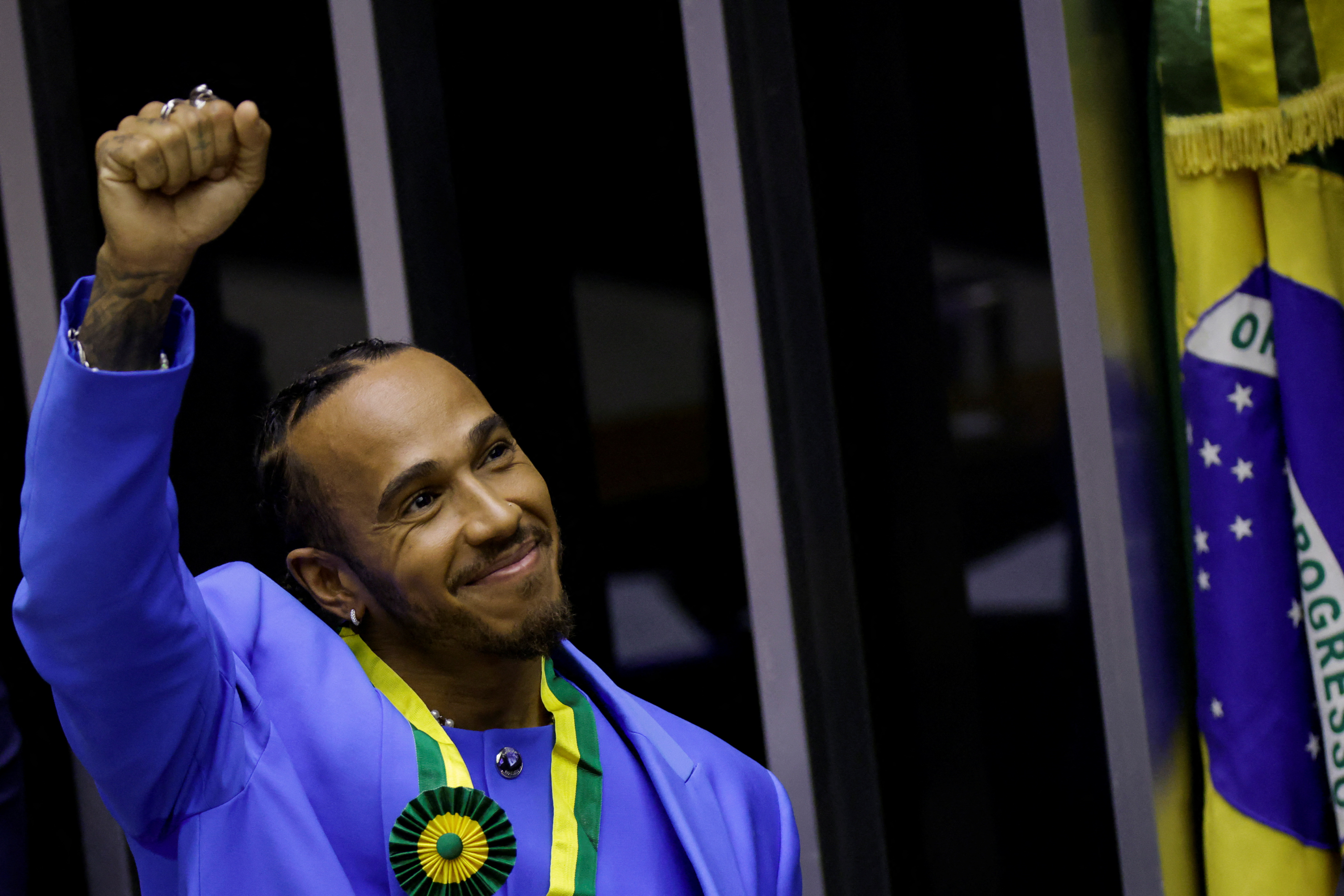 Lewis Hamilton receives the title of honorary citizen of Brazil