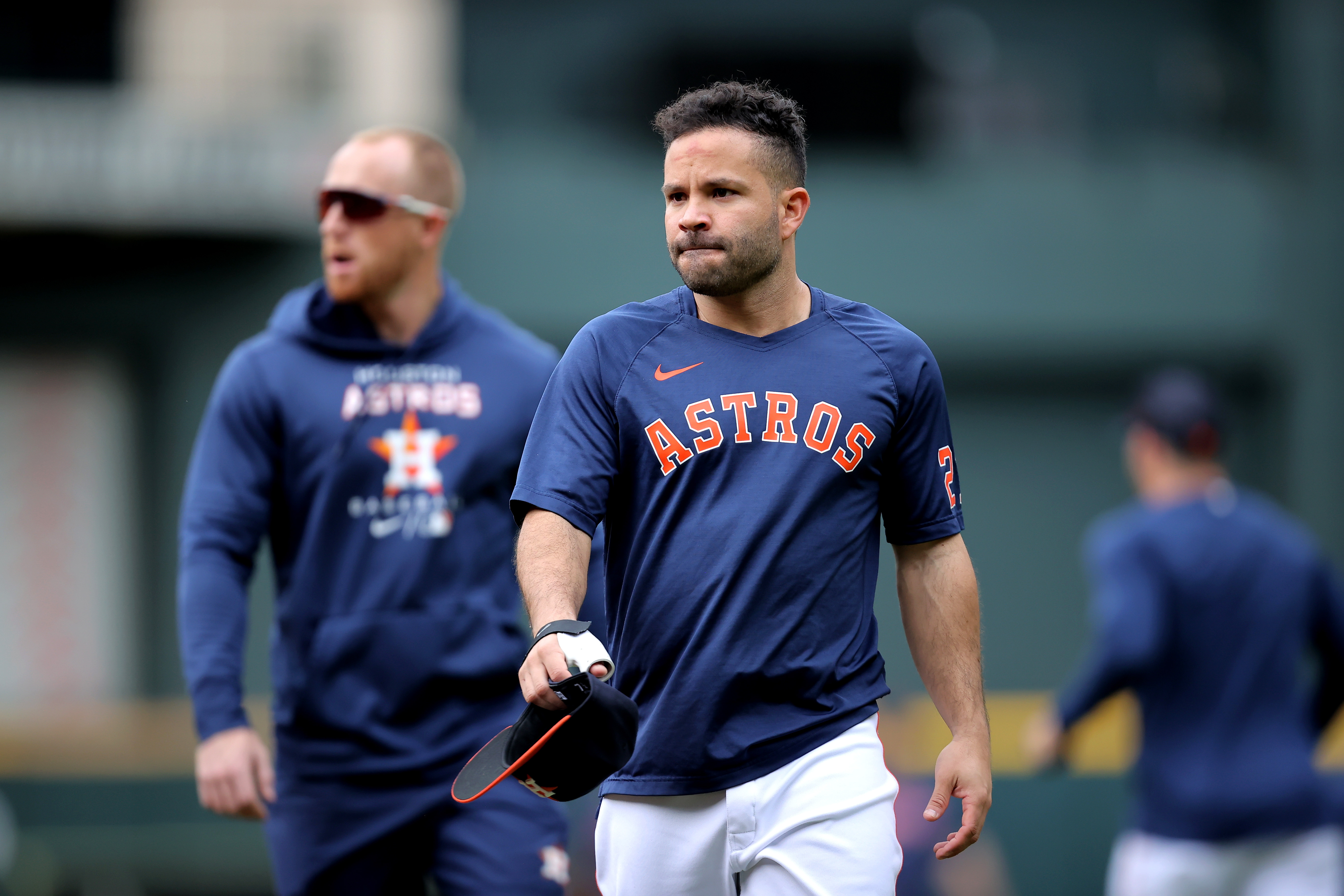 Astros 2 immaculate innings, Maldonado 3 RBIs to beat Texas