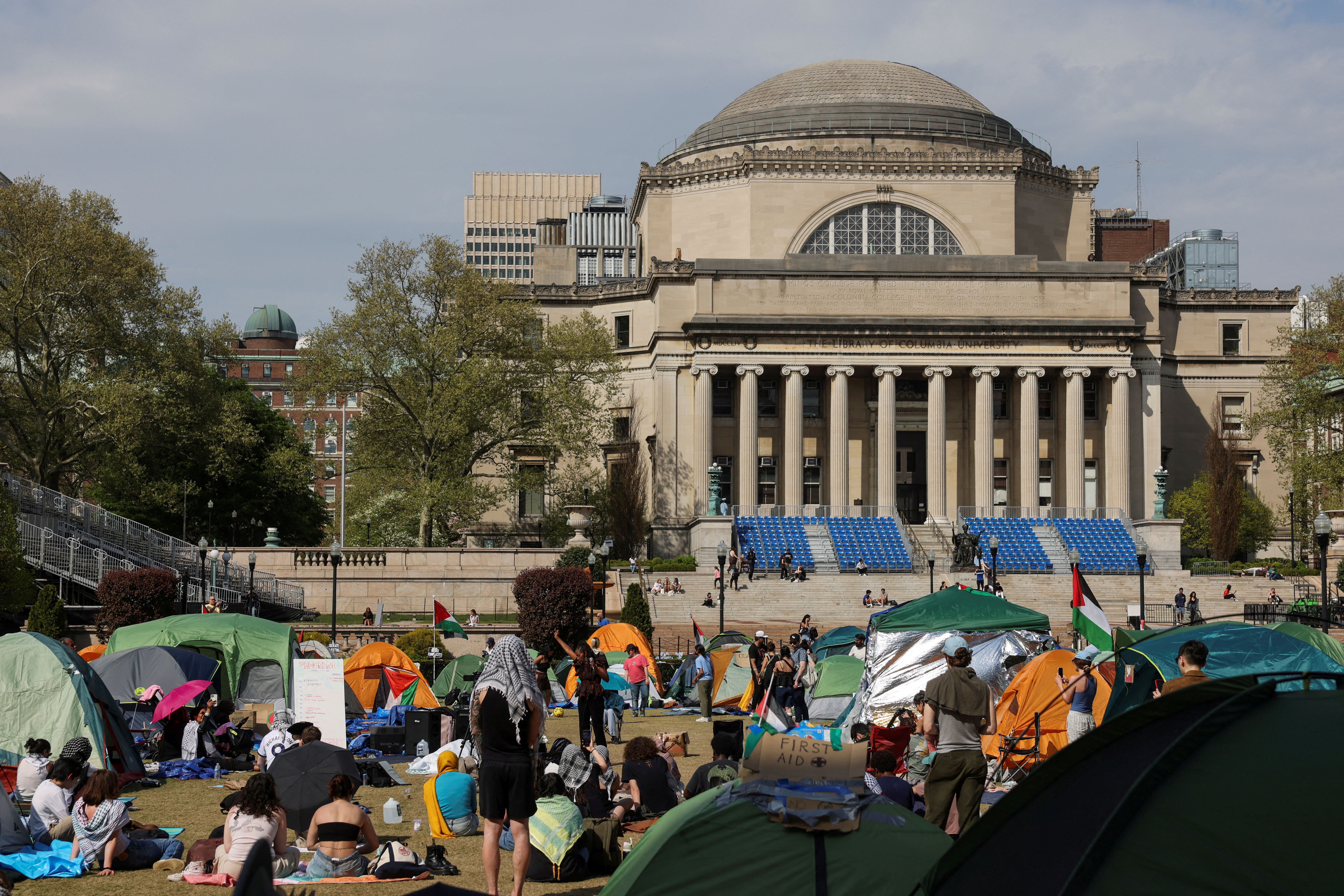 Protests continue on Columbia University campus in support of Palestinians