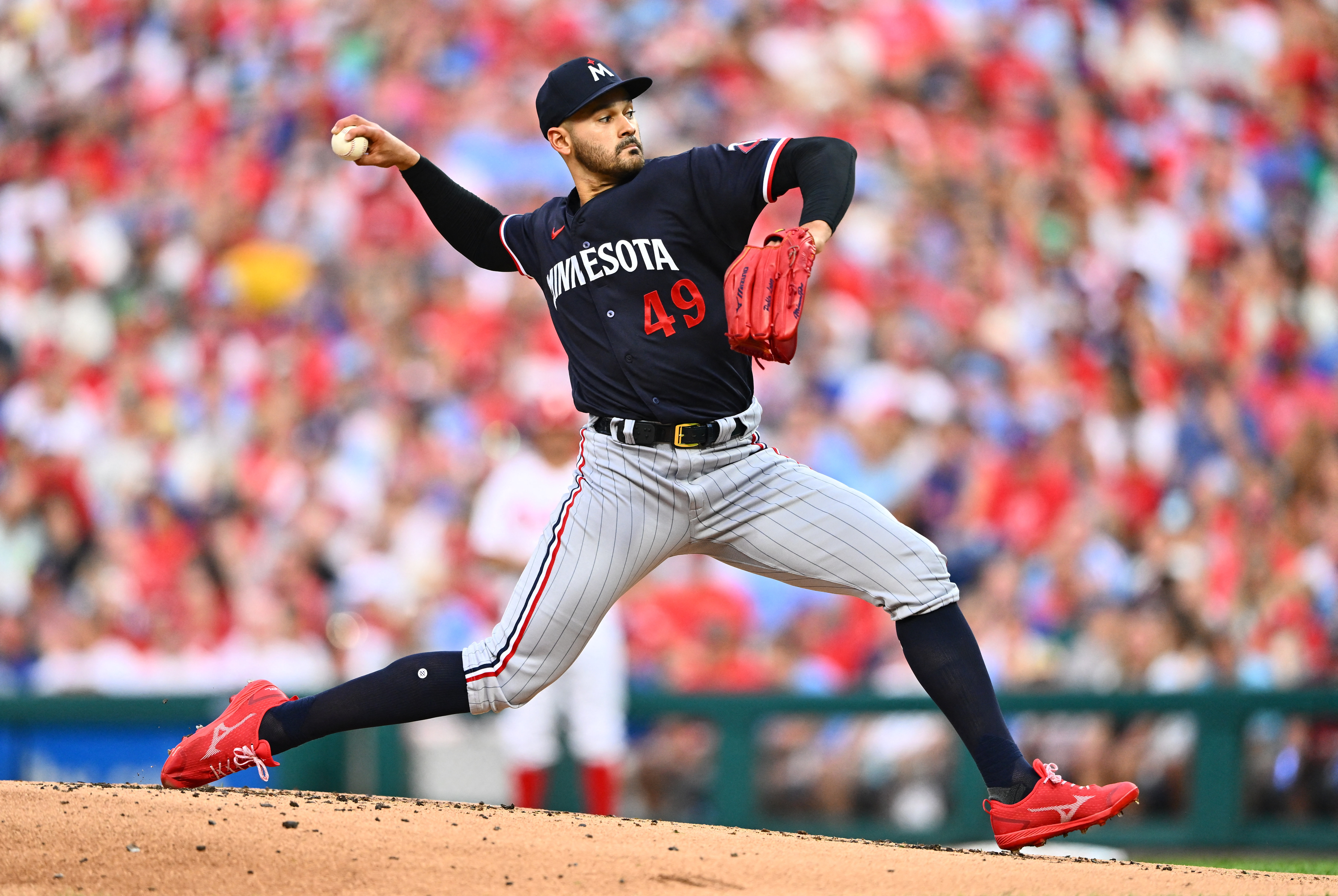 Joey Gallo (2 HRs) powers Twins past Phillies