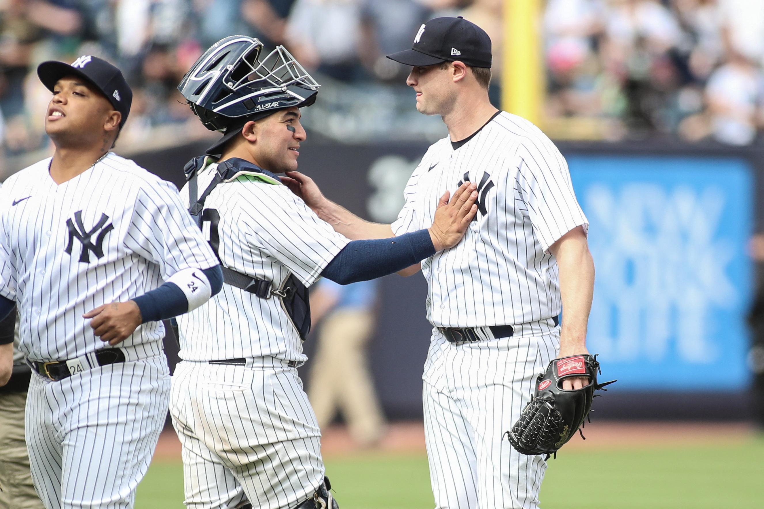 Cole tosses 2-hitter with 10 Ks as Yanks blank Twins 2-0 – KGET 17