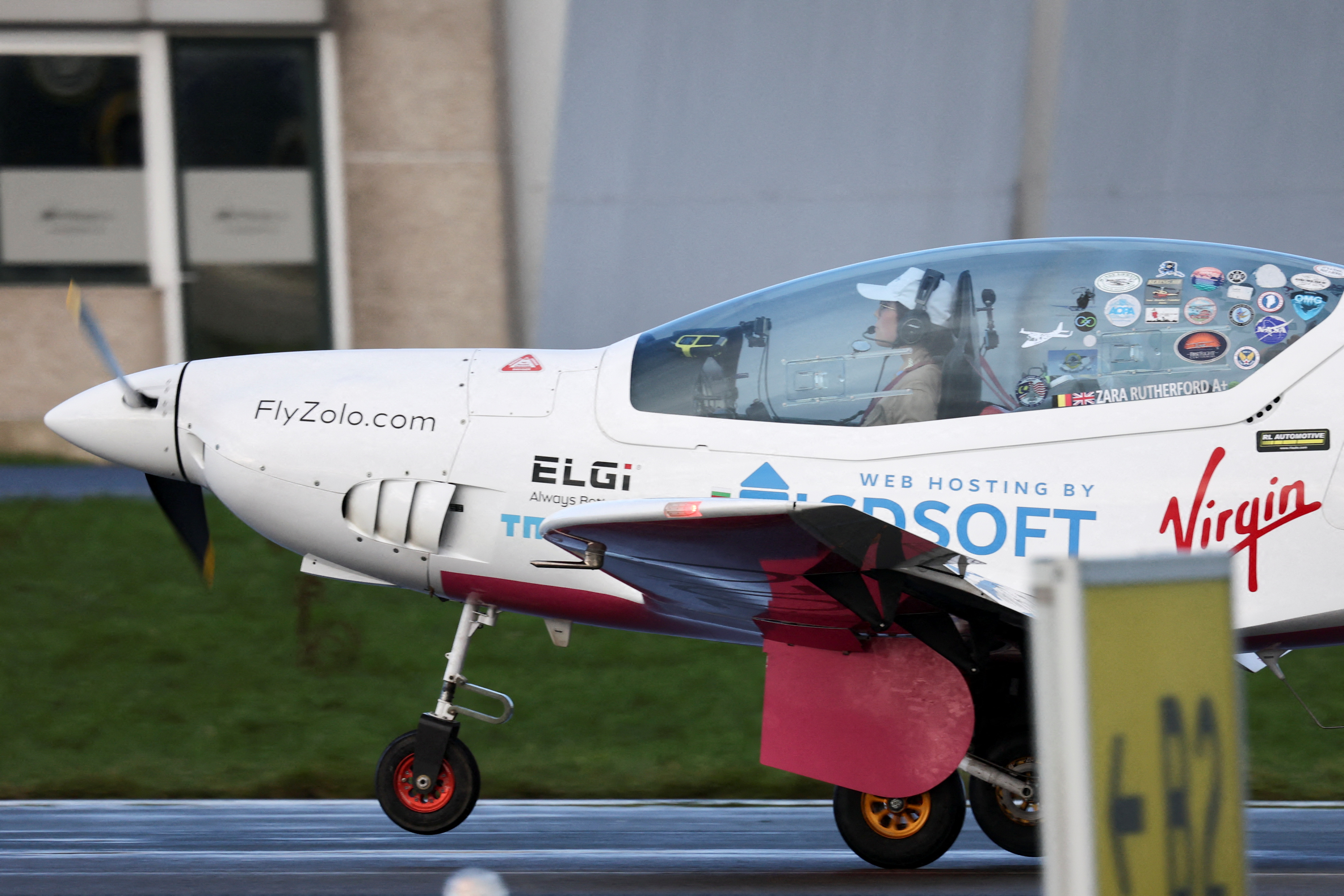 Belgian-British pilot Zara Rutherford lands in Belgium