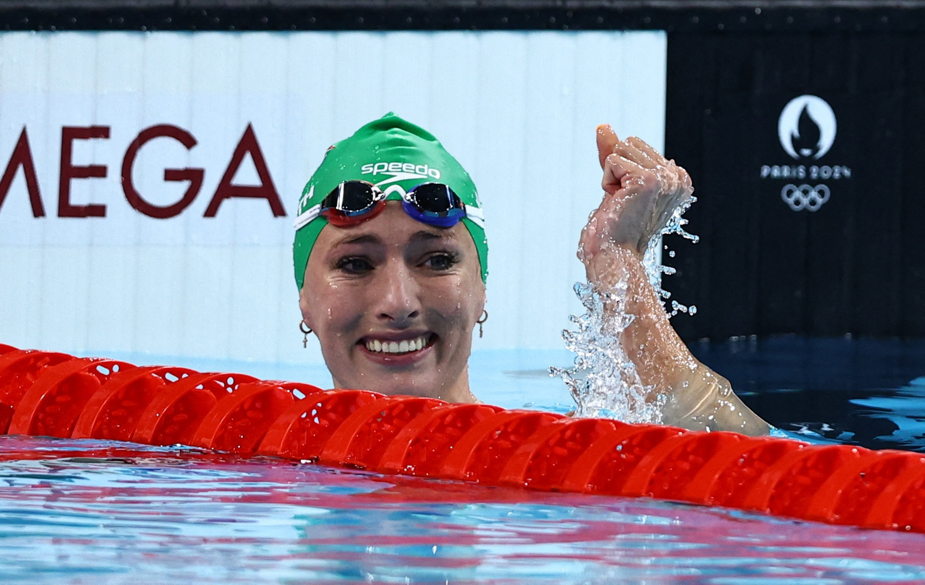 Swimming-South Africa's Smith wins 100m breaststroke gold | Reuters