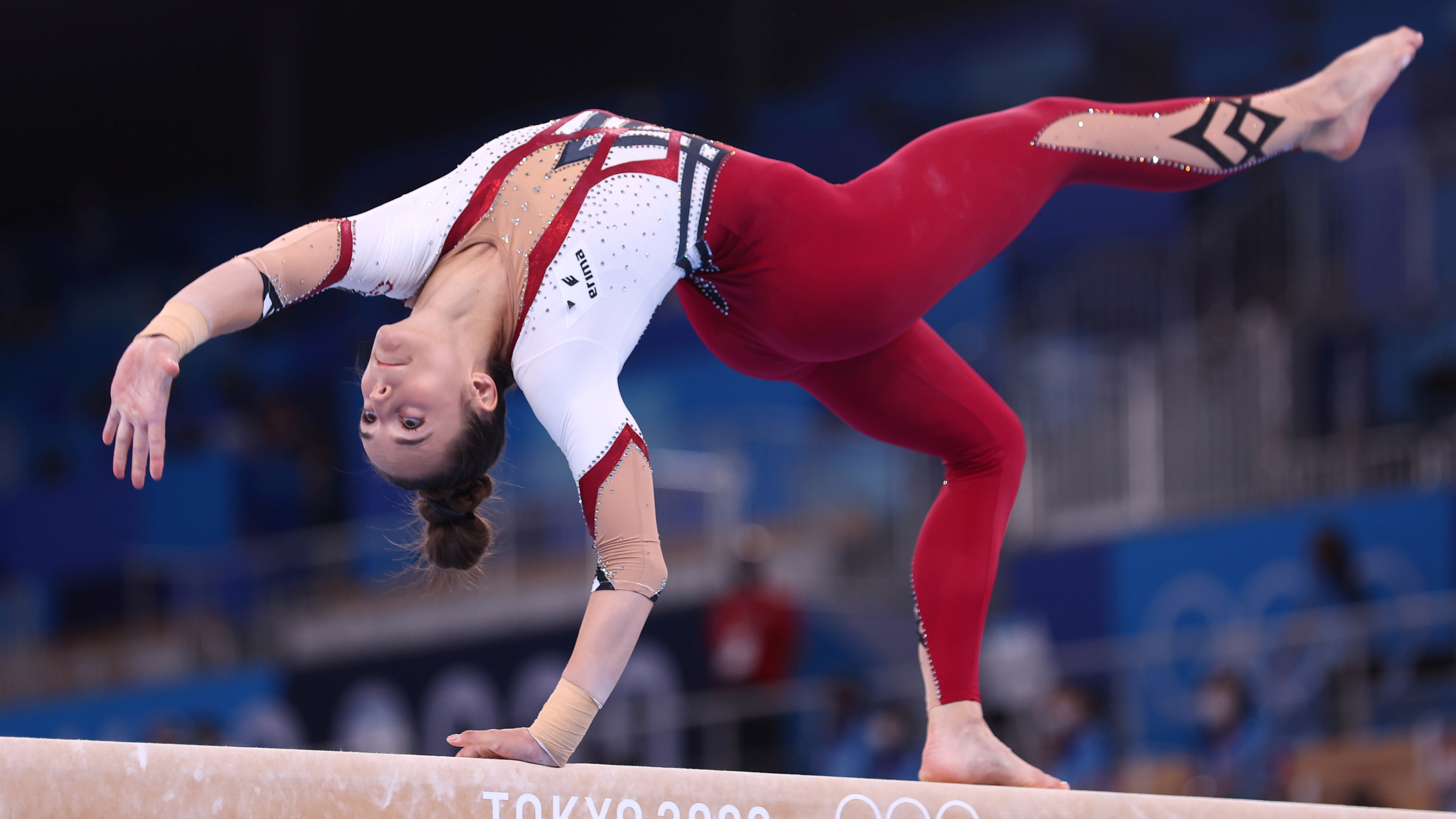 Gymnast Shawn Johnson казус