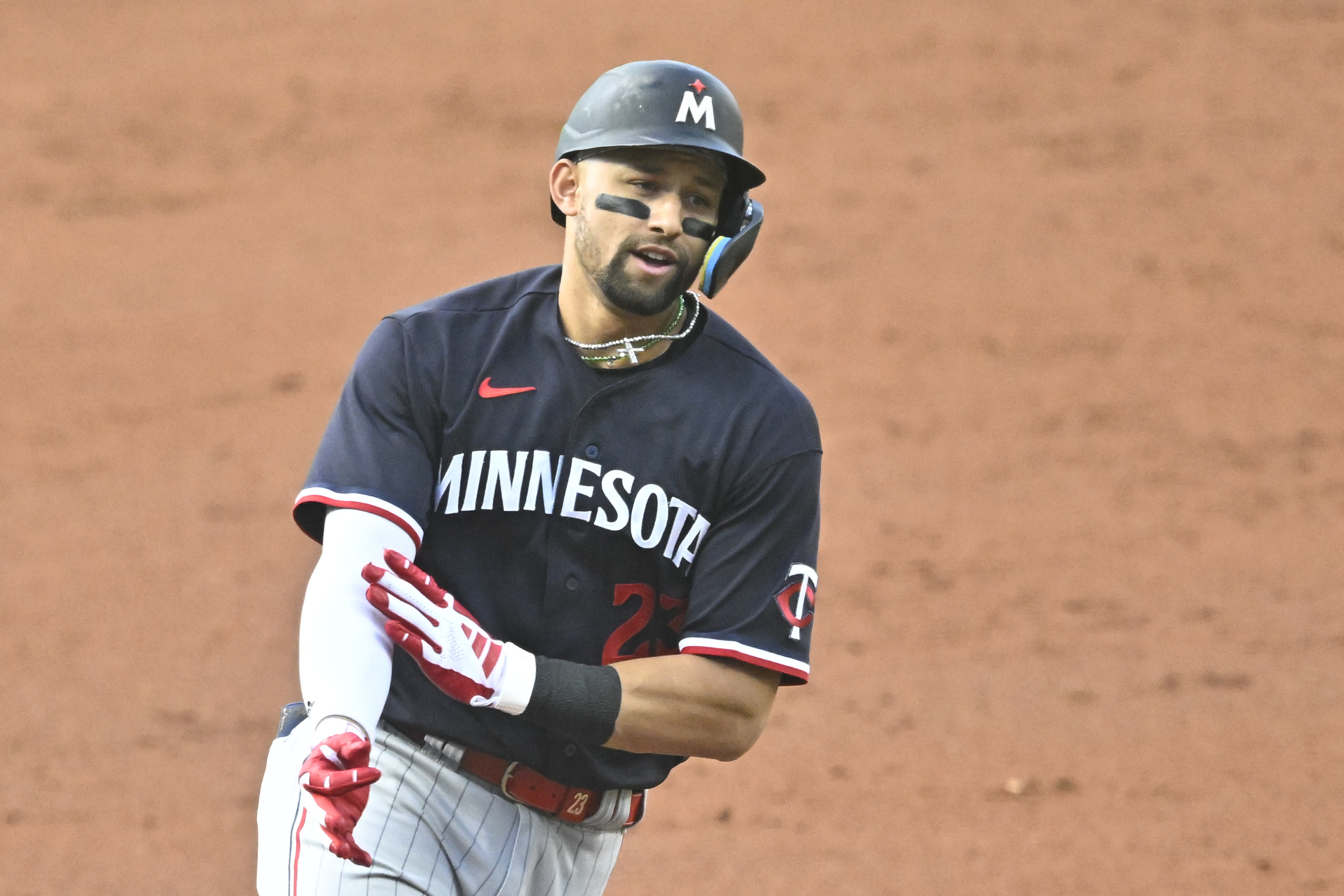 Royce Lewis' latest slam sends Twins to rout of Guardians