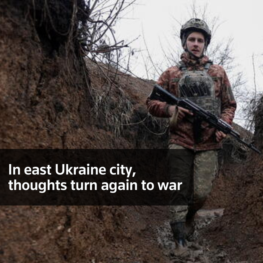 En la ciudad del este de Ucrania, los pensamientos vuelven a la guerra