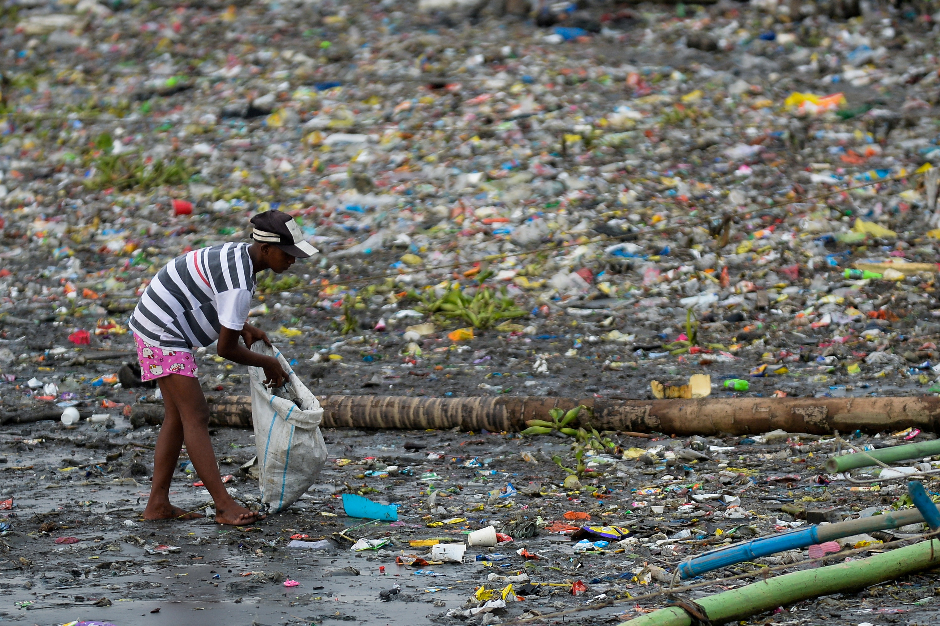 Polluted Pasig River in Manila, Philippines