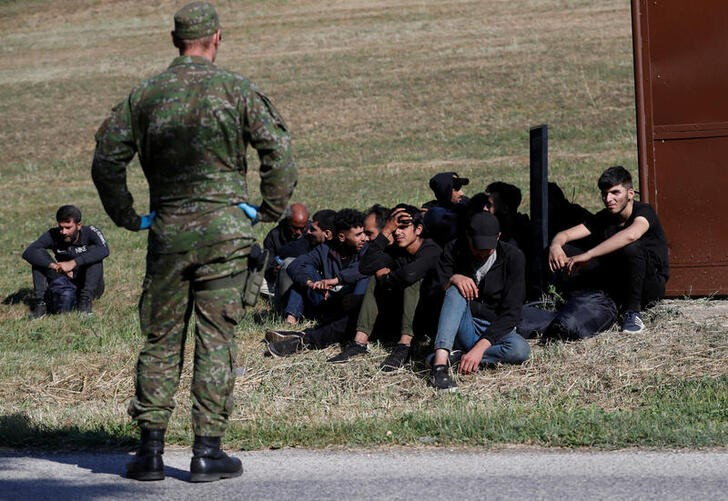 Slovakia Tightens Controls On Hungary Border As Migrant Arrivals Rise ...