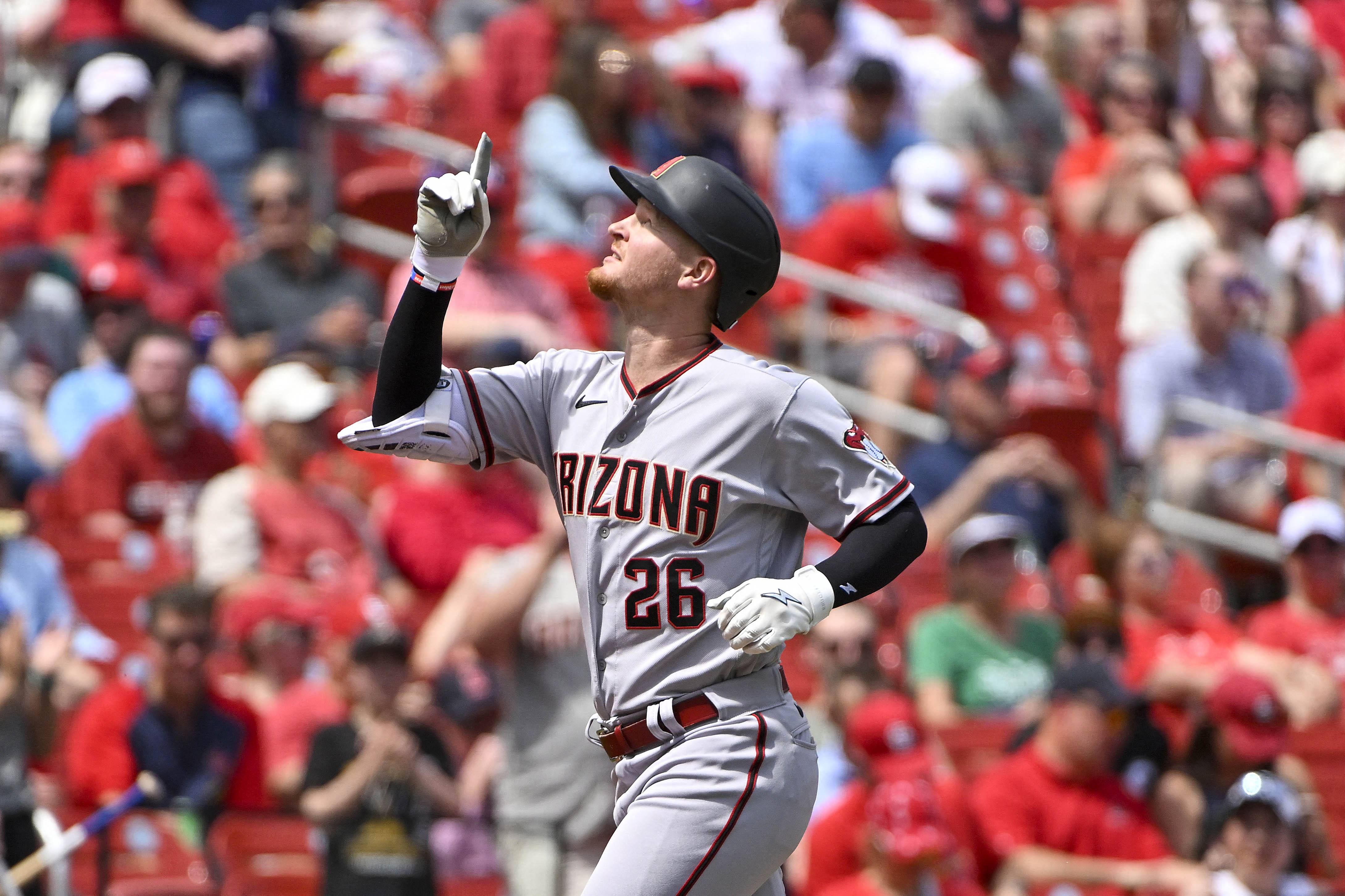 Tommy Edman (5 RBIs) powers Cardinals past D-backs, 14-5