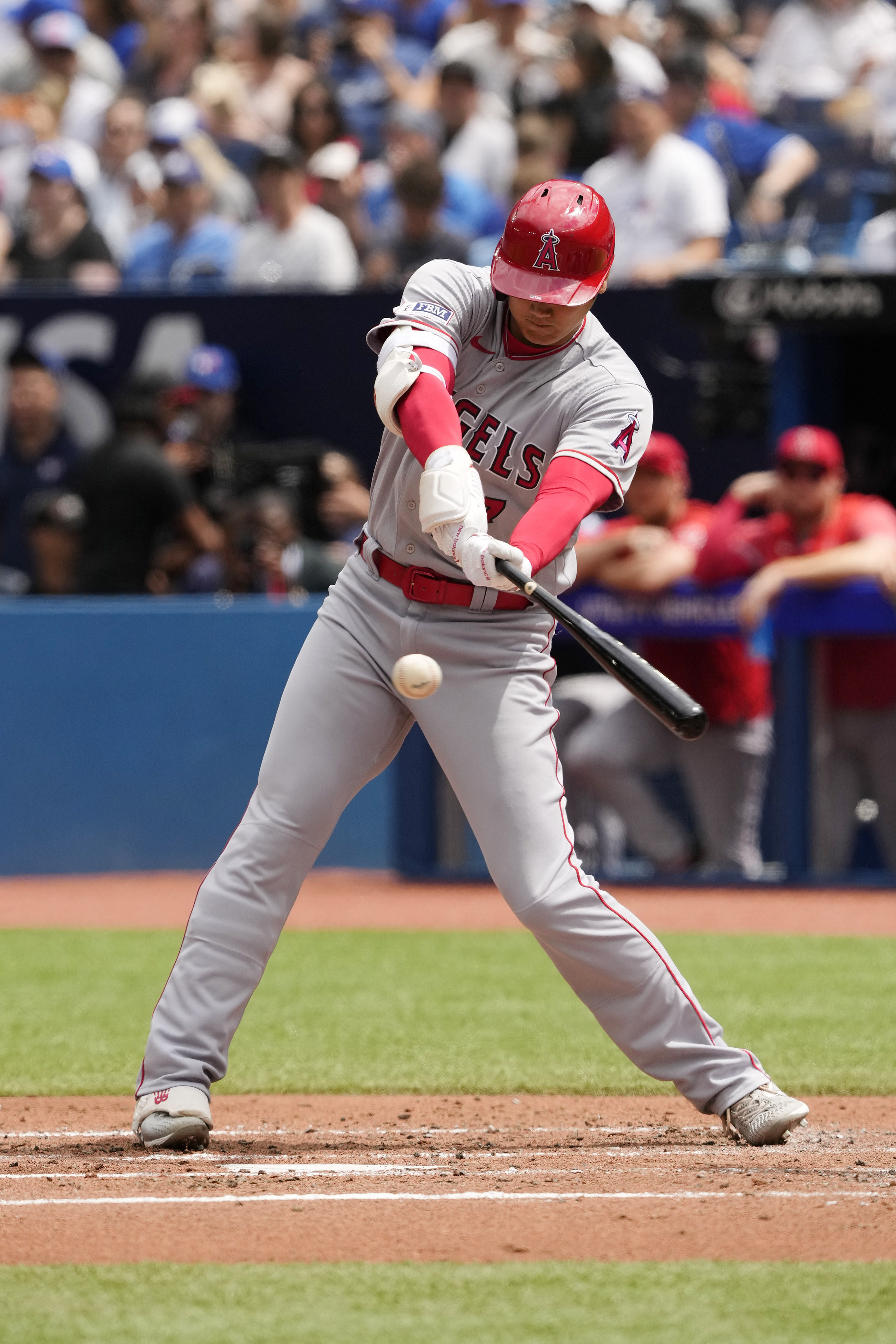 Hunter Renfroe helps Angels avoid sweep by Blue Jays