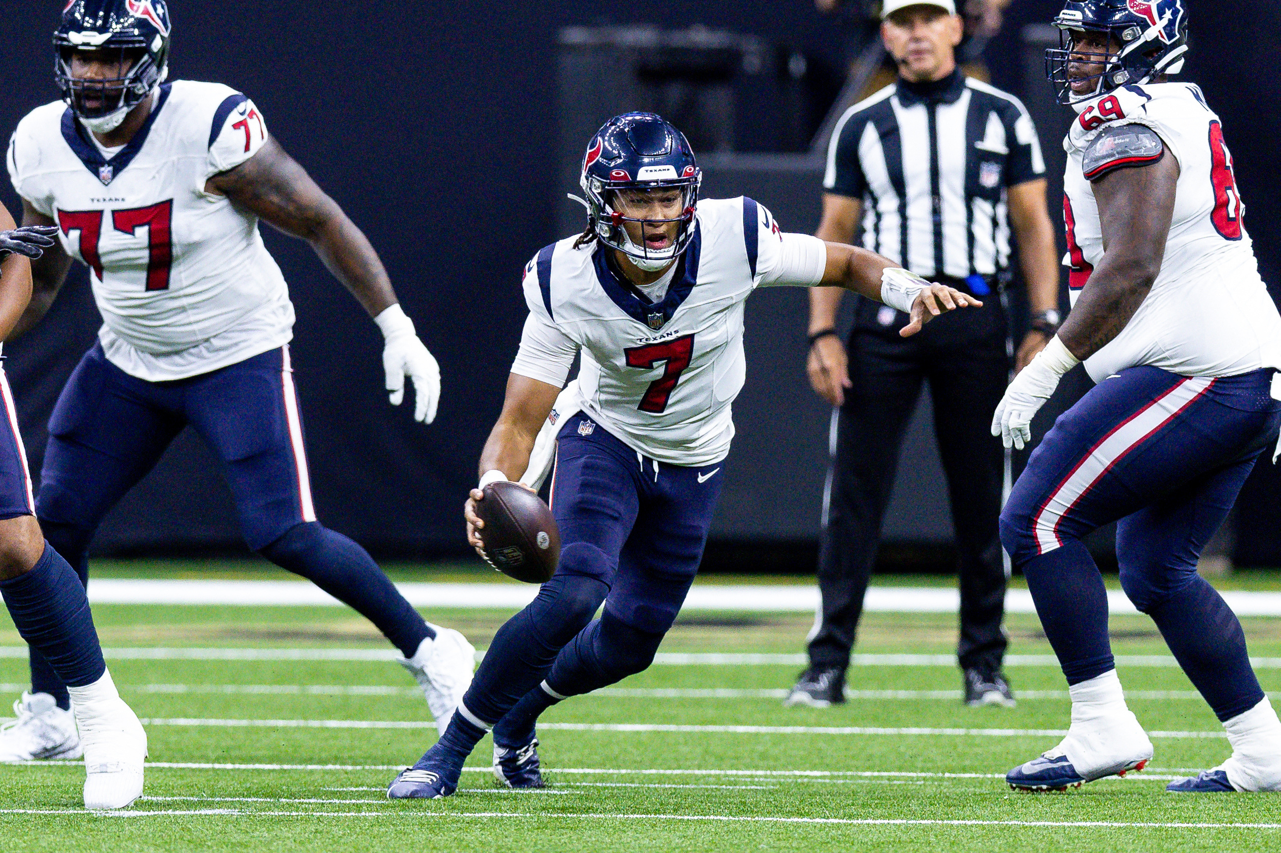 Texans score late, beat Saints in preseason opener 17-13