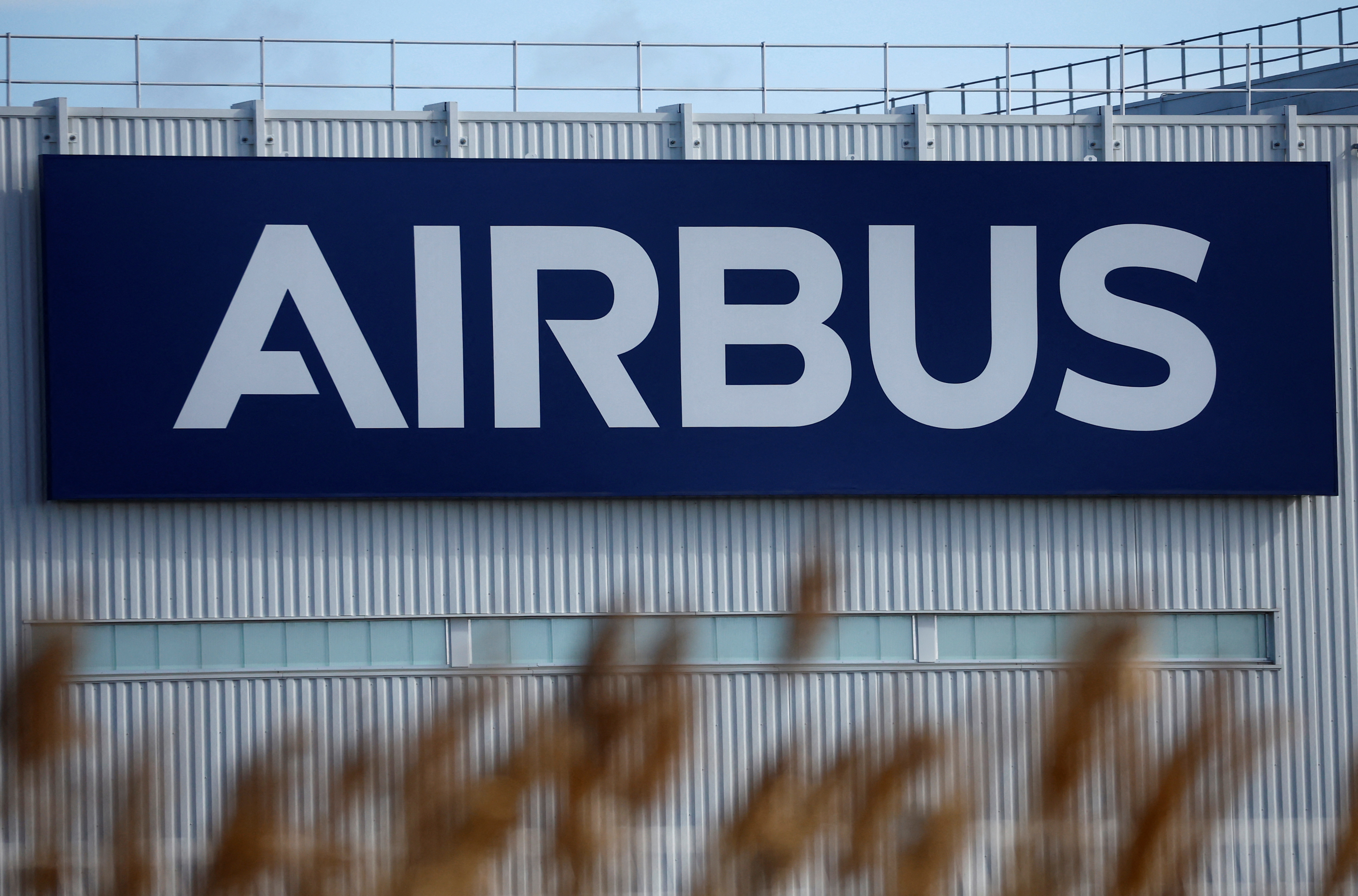 Logo du constructeur aéronautique européen Airbus