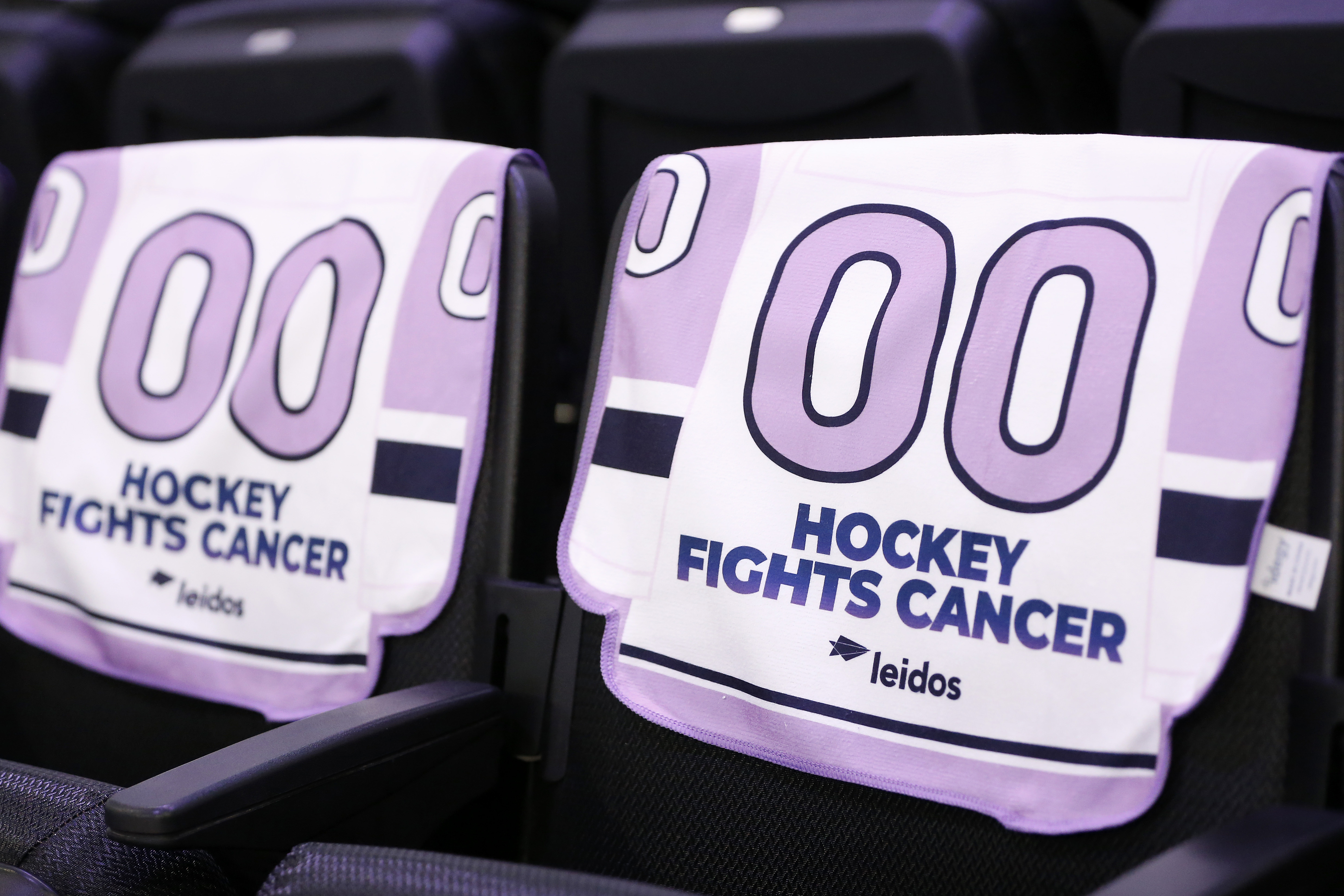 blue jackets hockey fights cancer jersey