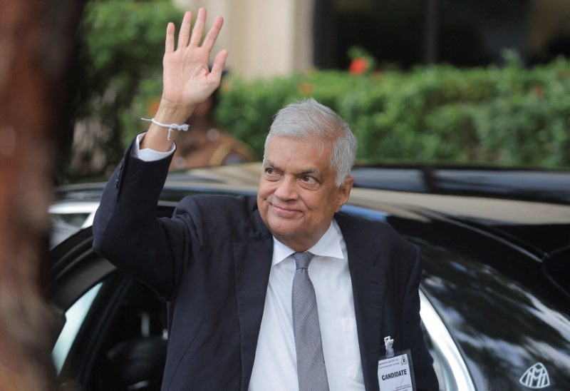 Nominations for presidential elections close in Sri Lanka